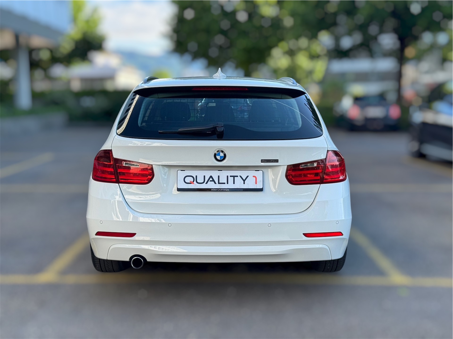 BMW 318d Touring Steptronic-image-4