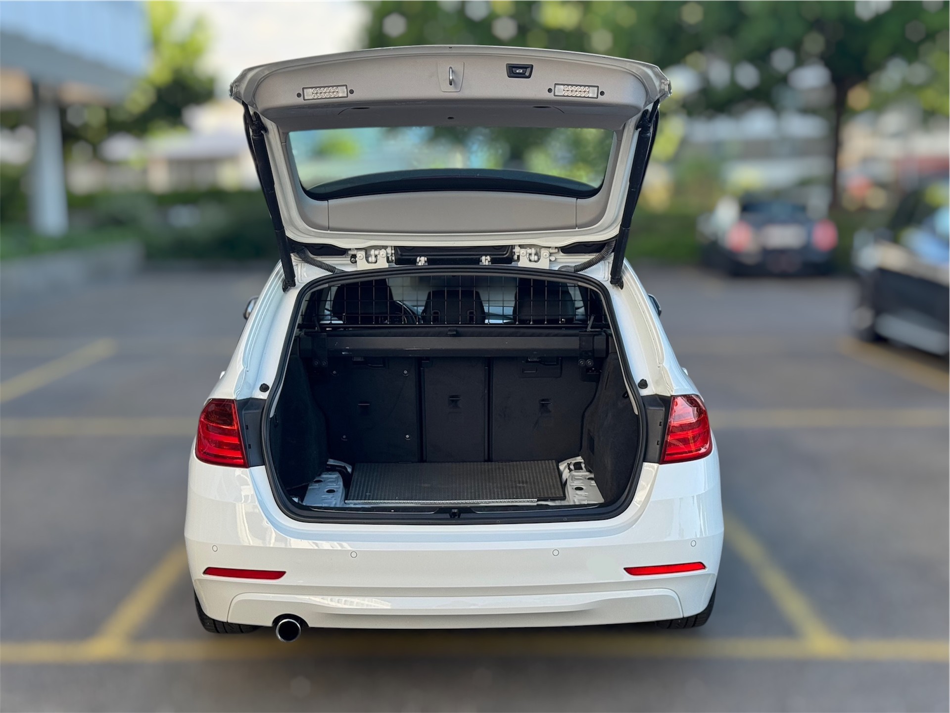 BMW 318d Touring Steptronic-image-5