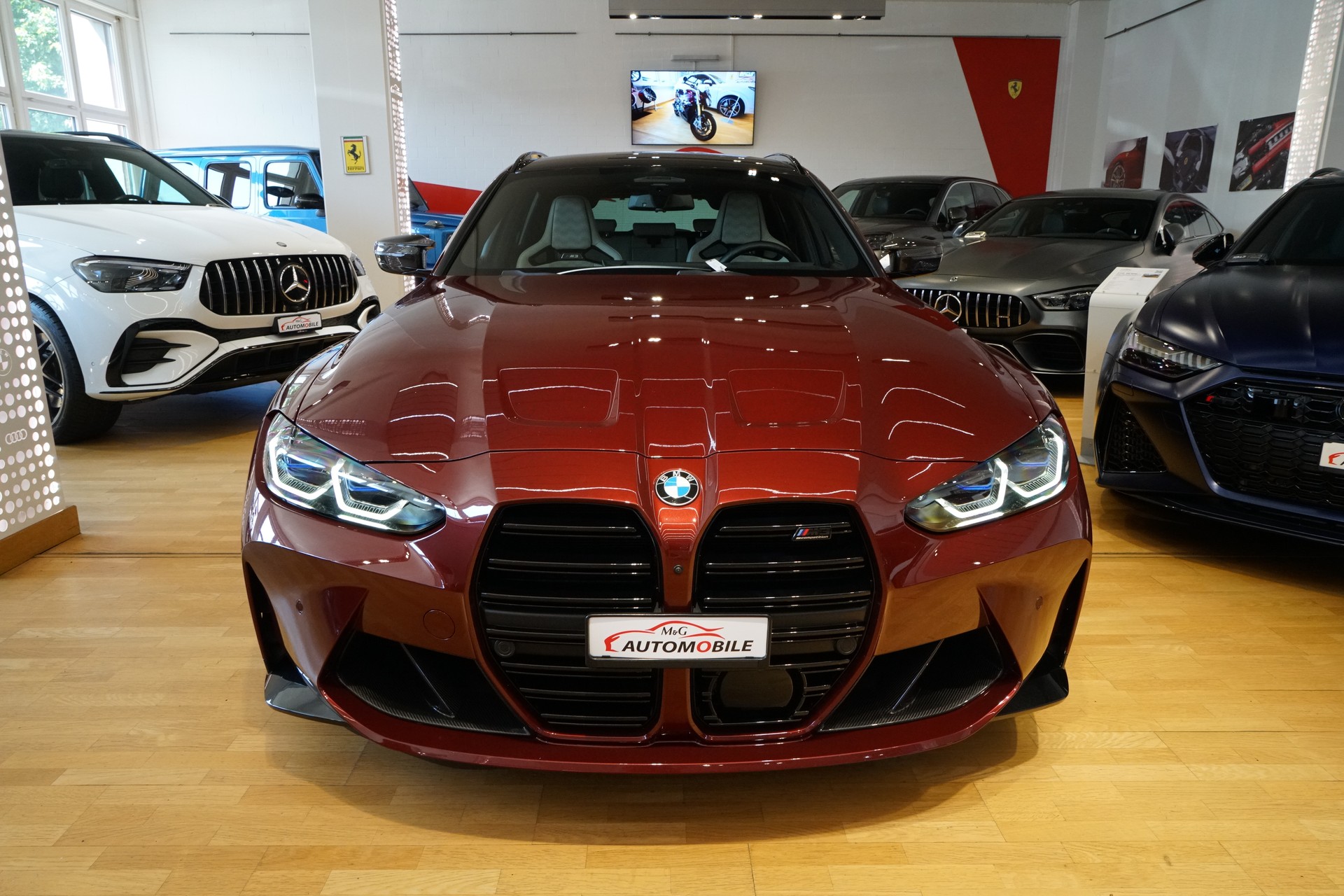 BMW M3 Touring xDrive Competition M Aventurine Red III Keramik-Bremse-showroom-element-1