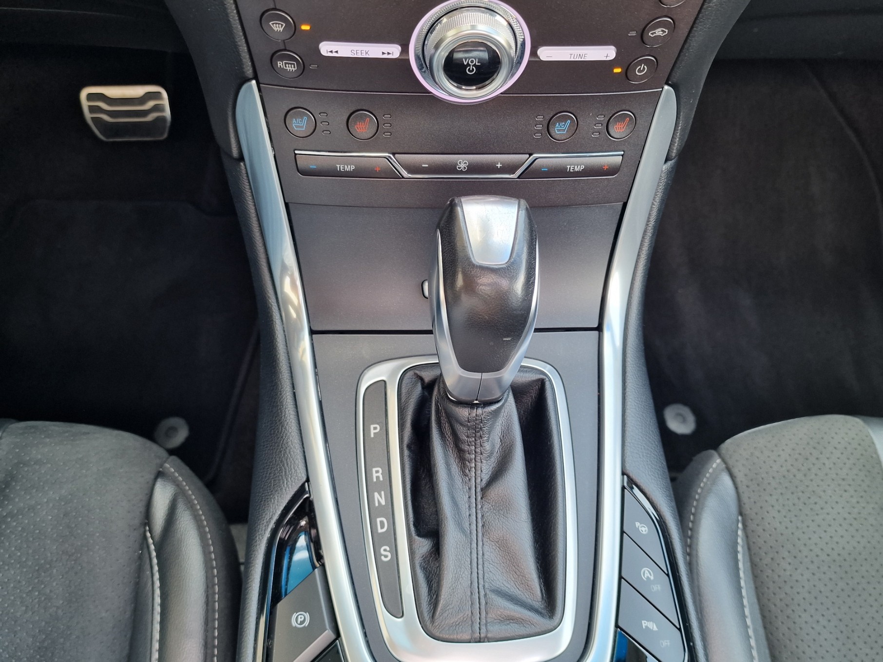 FORD Edge 2.0 TDCi Sport 4WD PowerShift-image-11