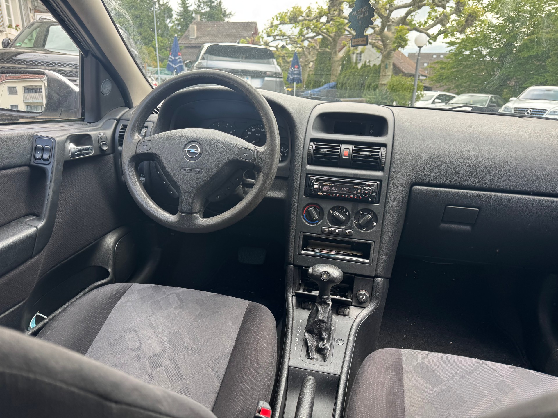OPEL Astra 1.8i 16V Edition 2000-image-4