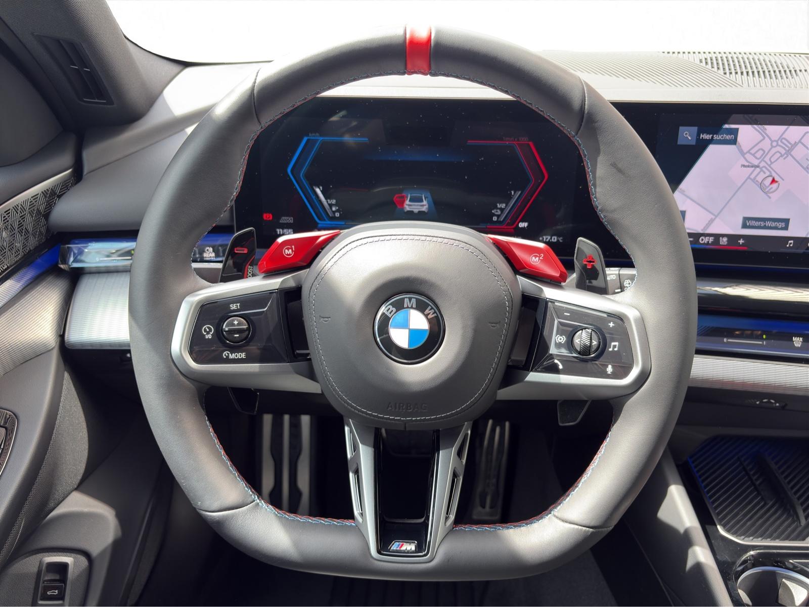 BMW M5 xDrive Touring-image-9