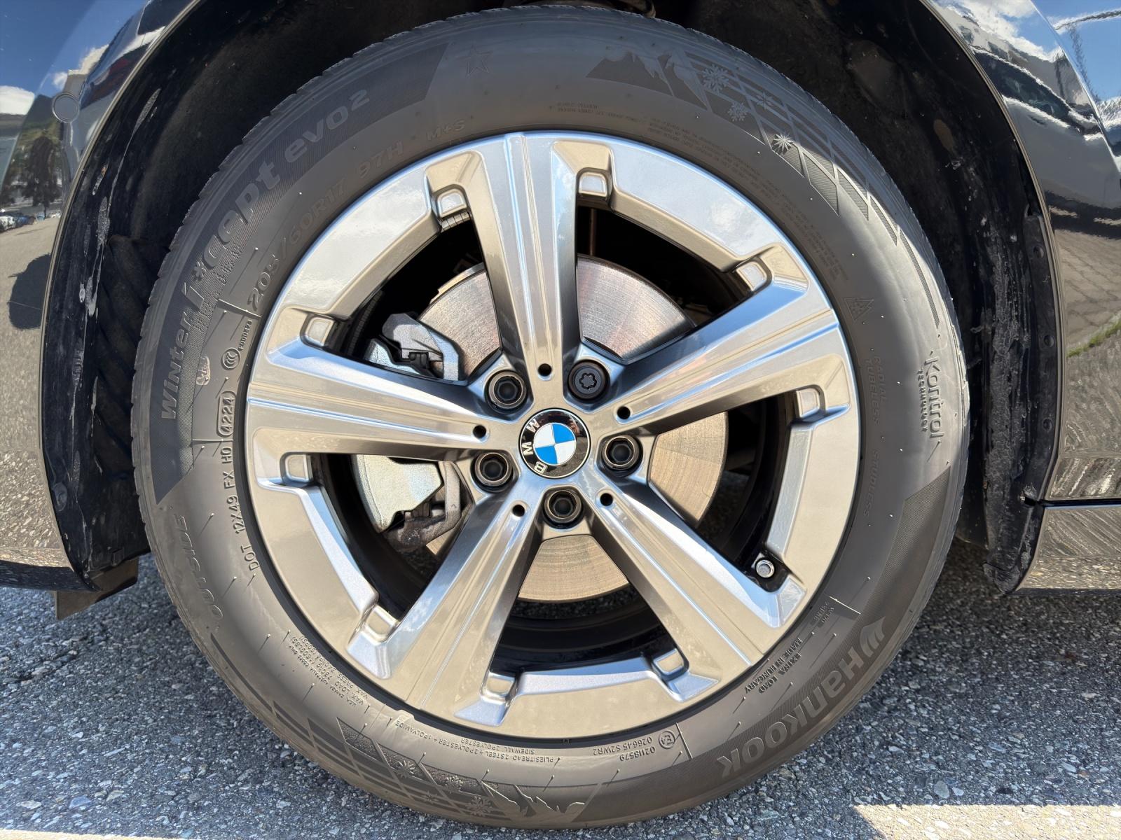 BMW 225e xDrive Active Tourer M Sport-image-8