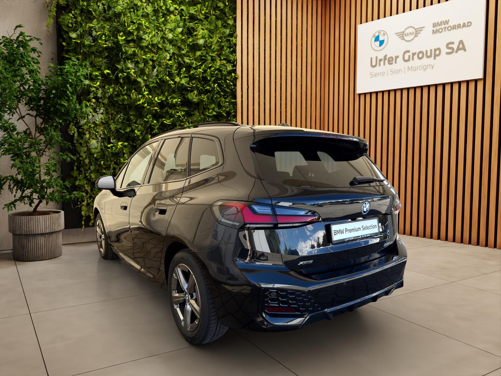 BMW 225e xDrive Active Tourer M Sport-showroom-element-3