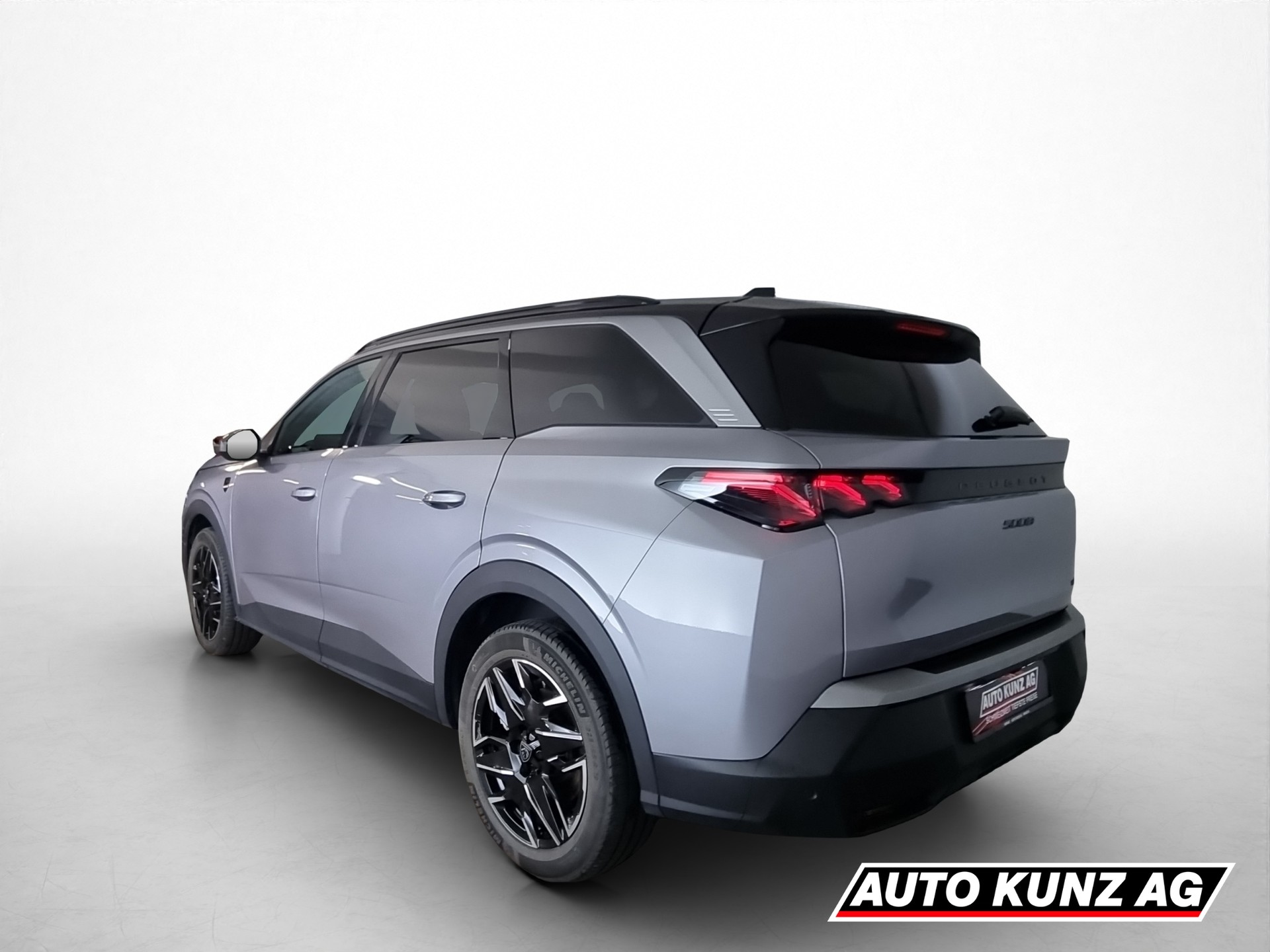 PEUGEOT 5008 145 Hybrid GT 7-Plätzer-showroom-element-3