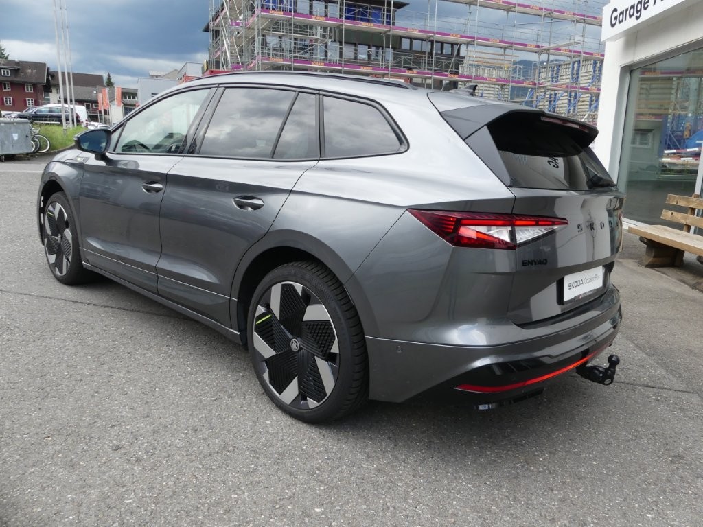 SKODA Enyaq 4x4 RS-image-1
