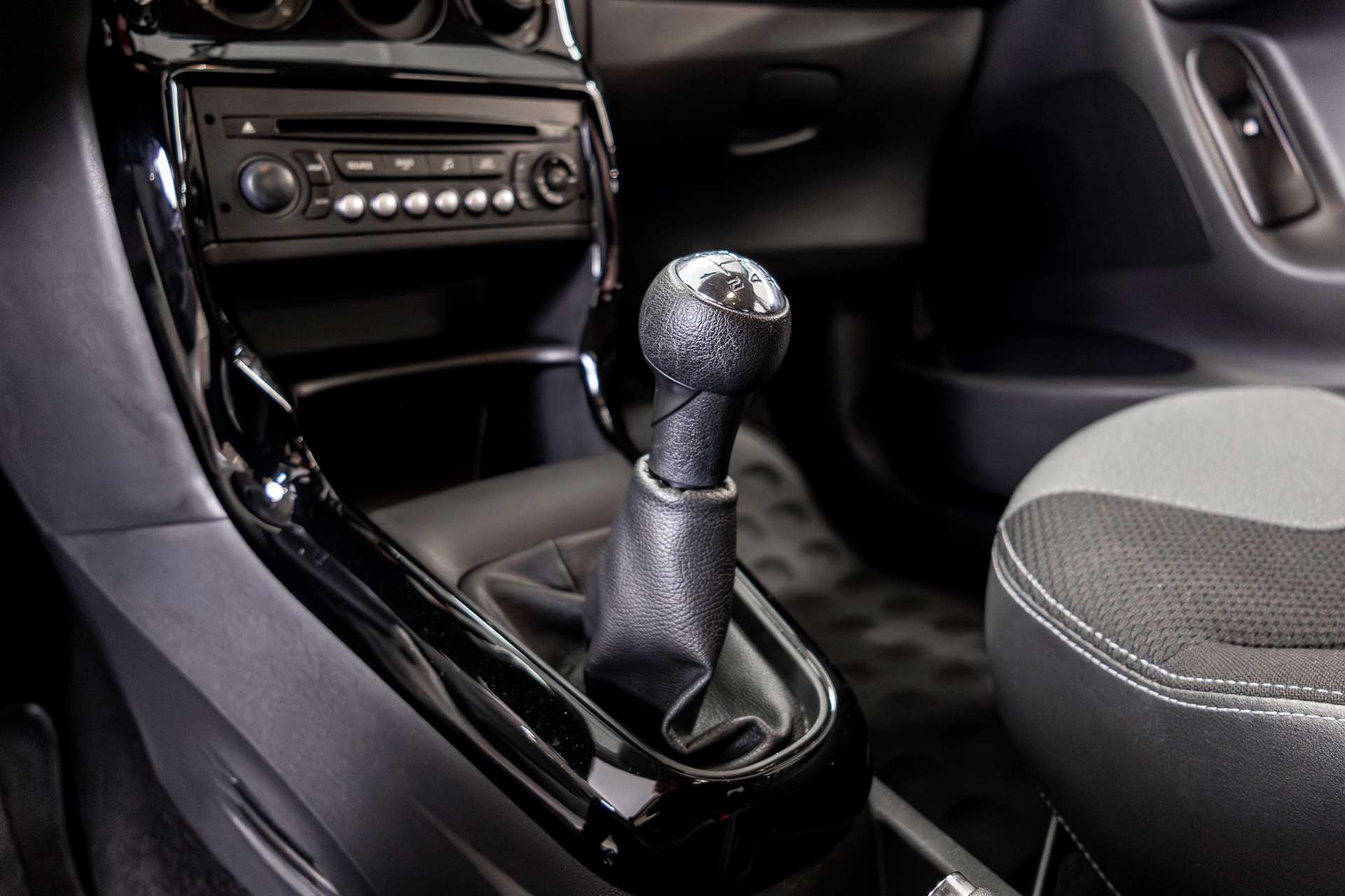 CITROEN C3 1.4i Tonic-image-13