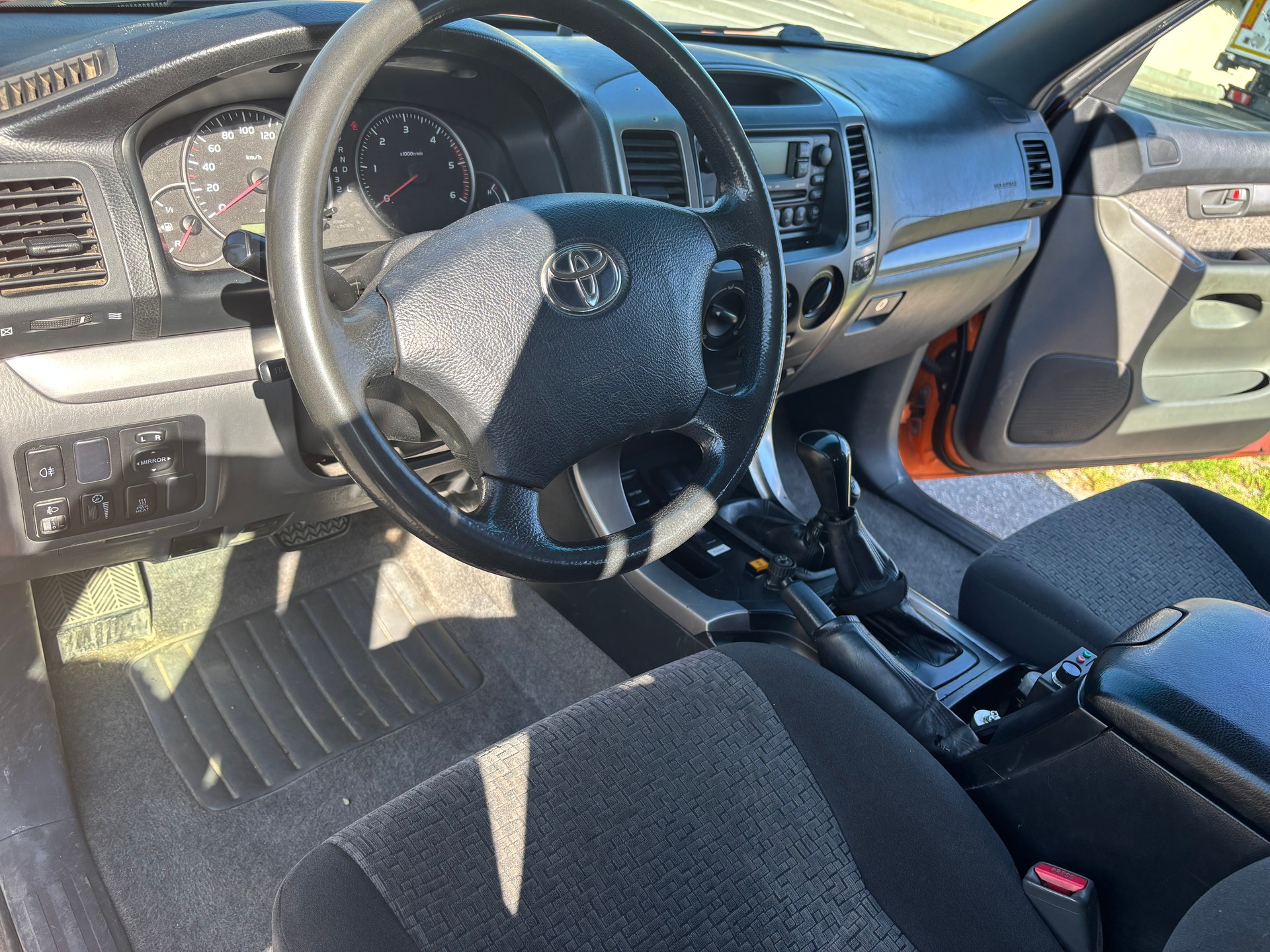 TOYOTA Land Cruiser 3.0 TD Linea Terra-image-9
