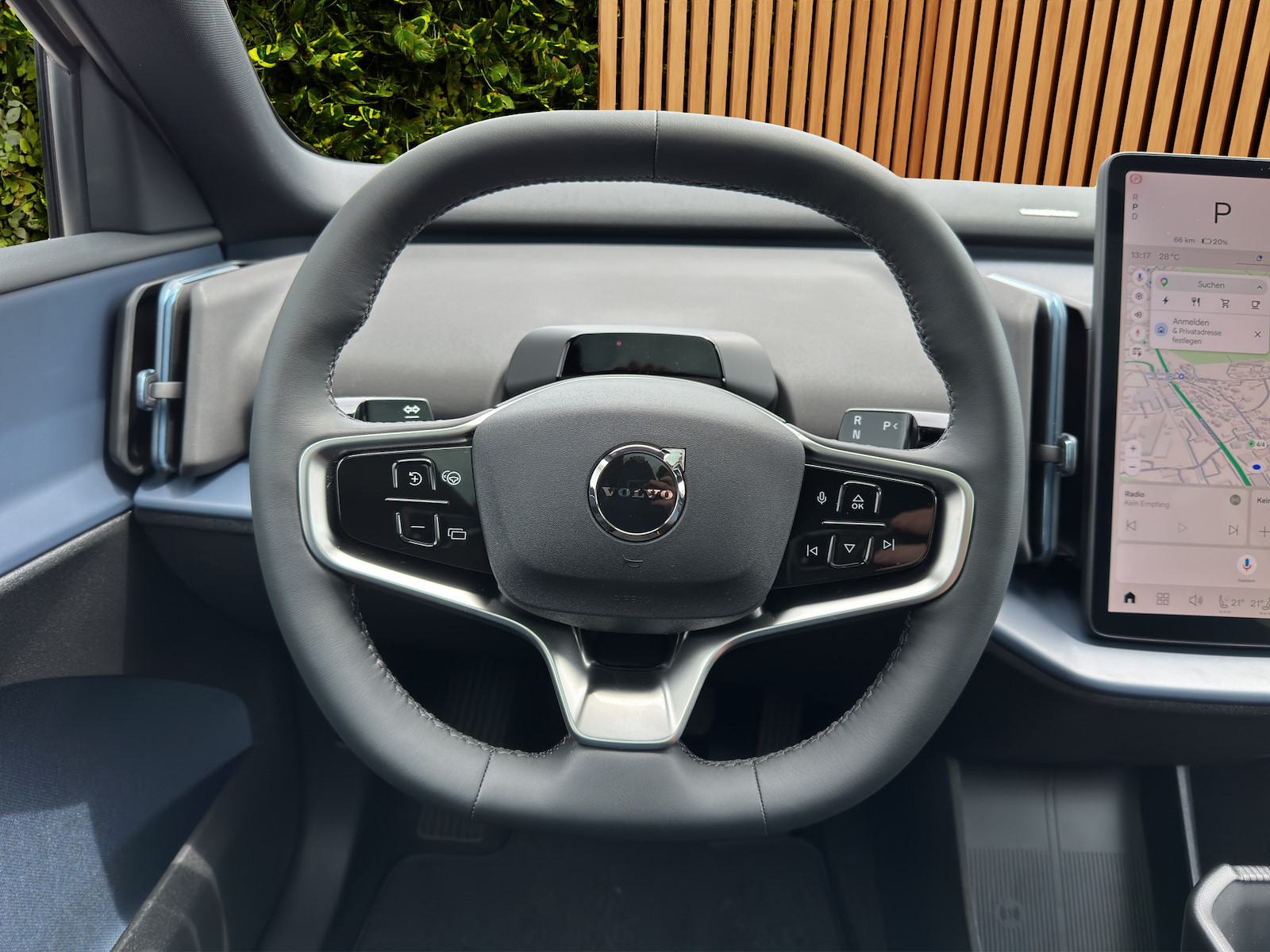 VOLVO EX 30 CC E60 Twin Performance AWD-image-11