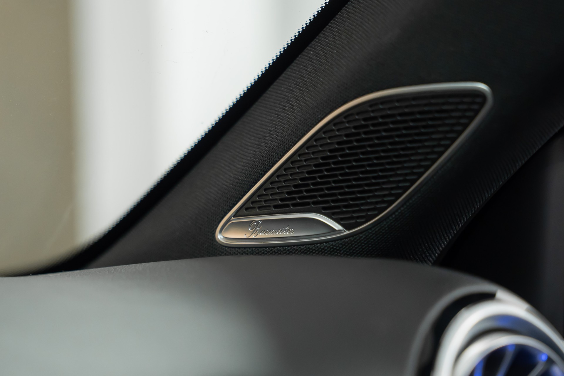 MERCEDES-BENZ CLA 35 AMG 4Matic 7G-DCT *Aerodynamik-Plus*Night-Paket*Fahrassist*Burmester*-image-28