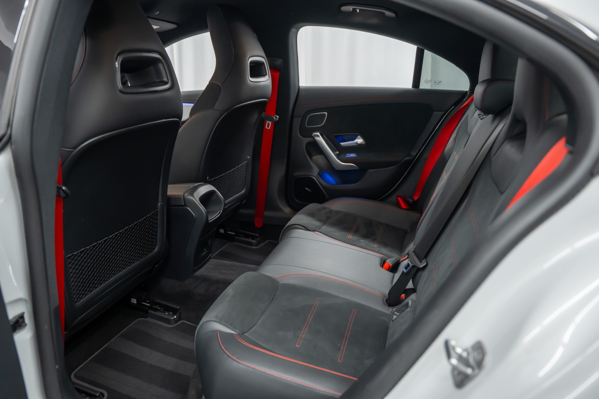 MERCEDES-BENZ CLA 35 AMG 4Matic 7G-DCT *Aerodynamik-Plus*Night-Paket*Fahrassist*Burmester*-image-12