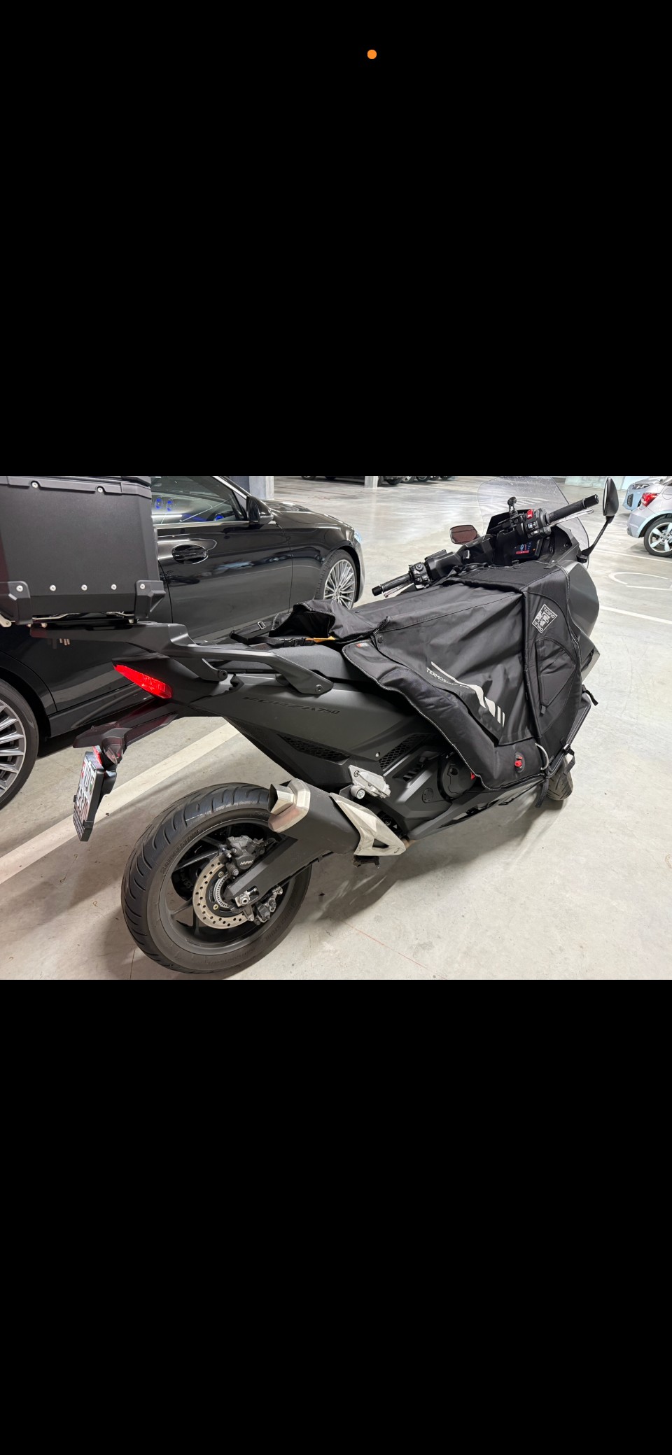 HONDA FORZA 750-image-1