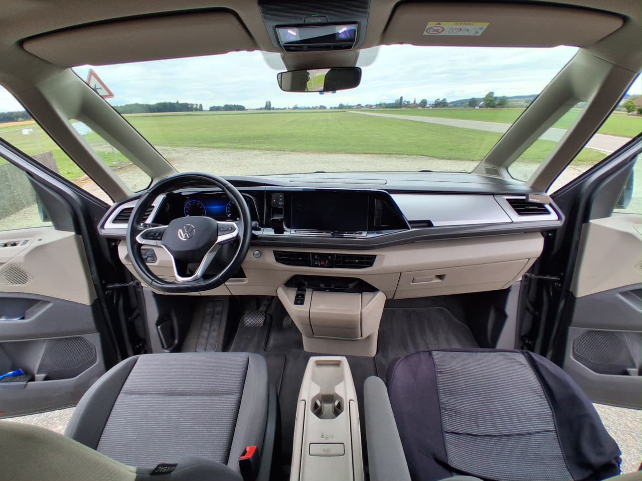 VW Multivan 1.5 TSI Liberty DSG Lang-image-7