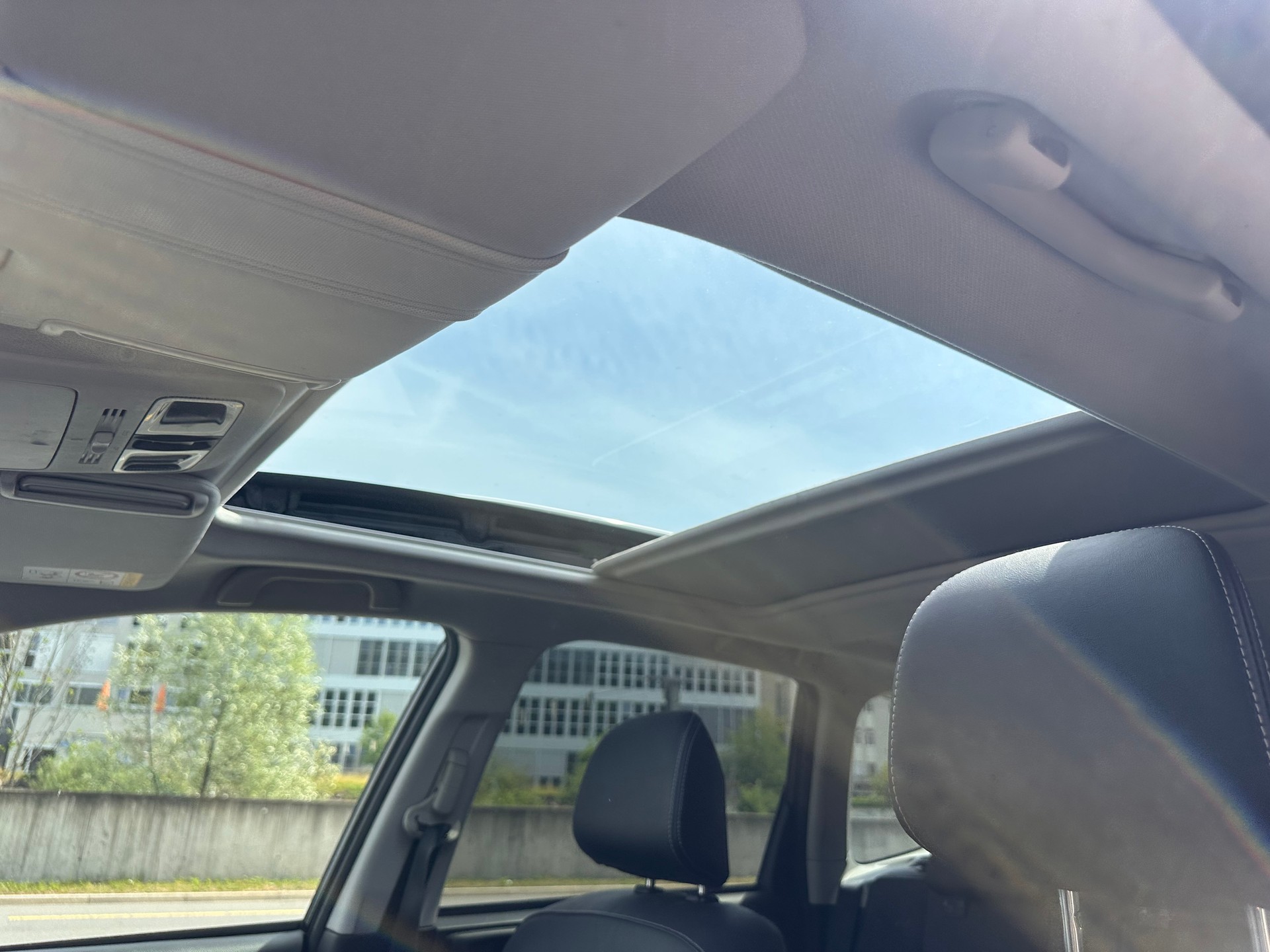 SUBARU Forester 2.0D Swiss Lineatronic-image-13