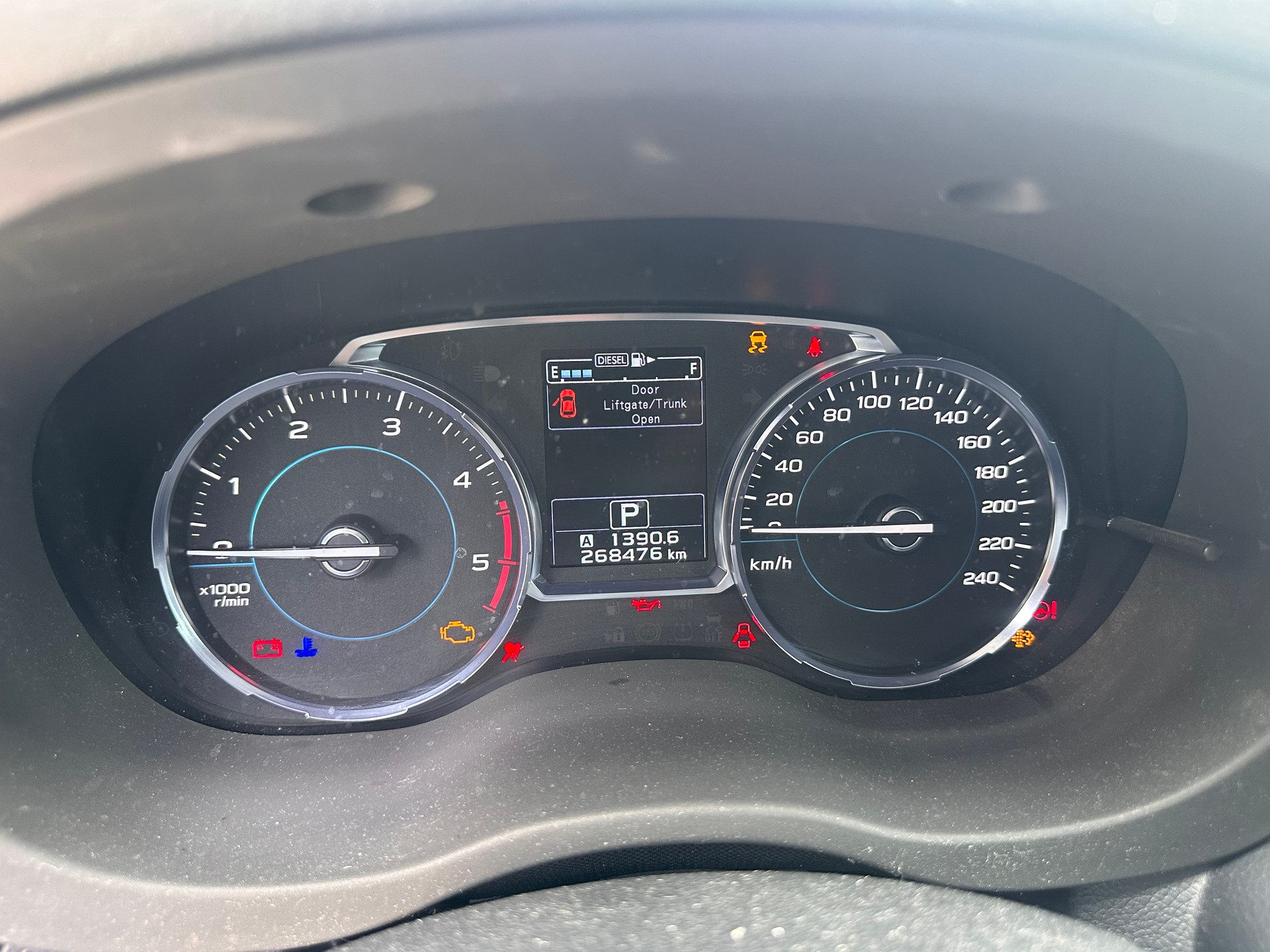 SUBARU Forester 2.0D Swiss Lineatronic-image-15