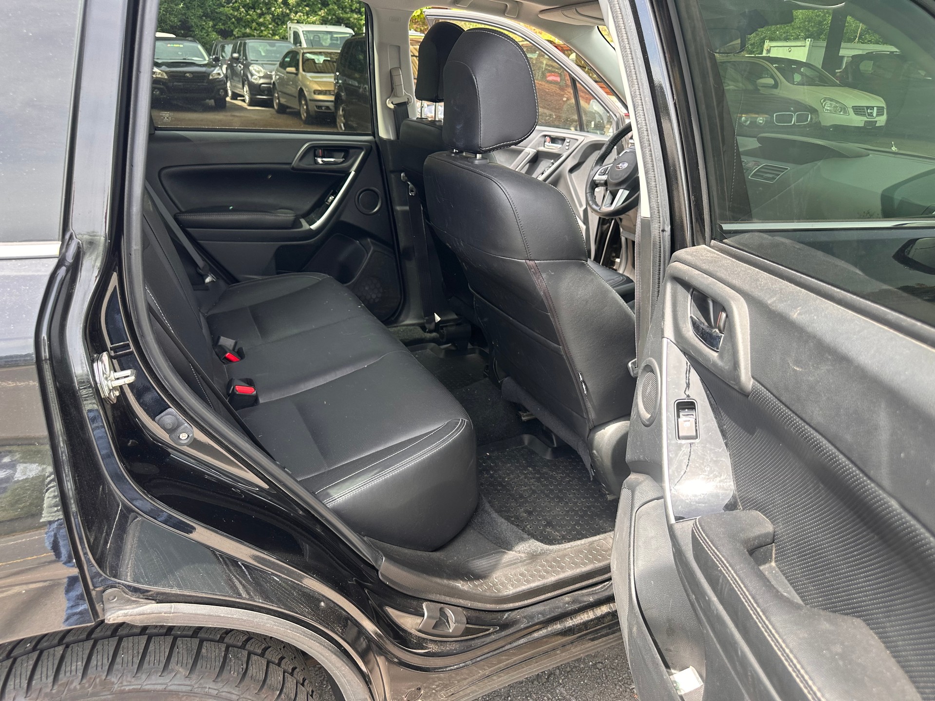 SUBARU Forester 2.0D Swiss Lineatronic-image-5