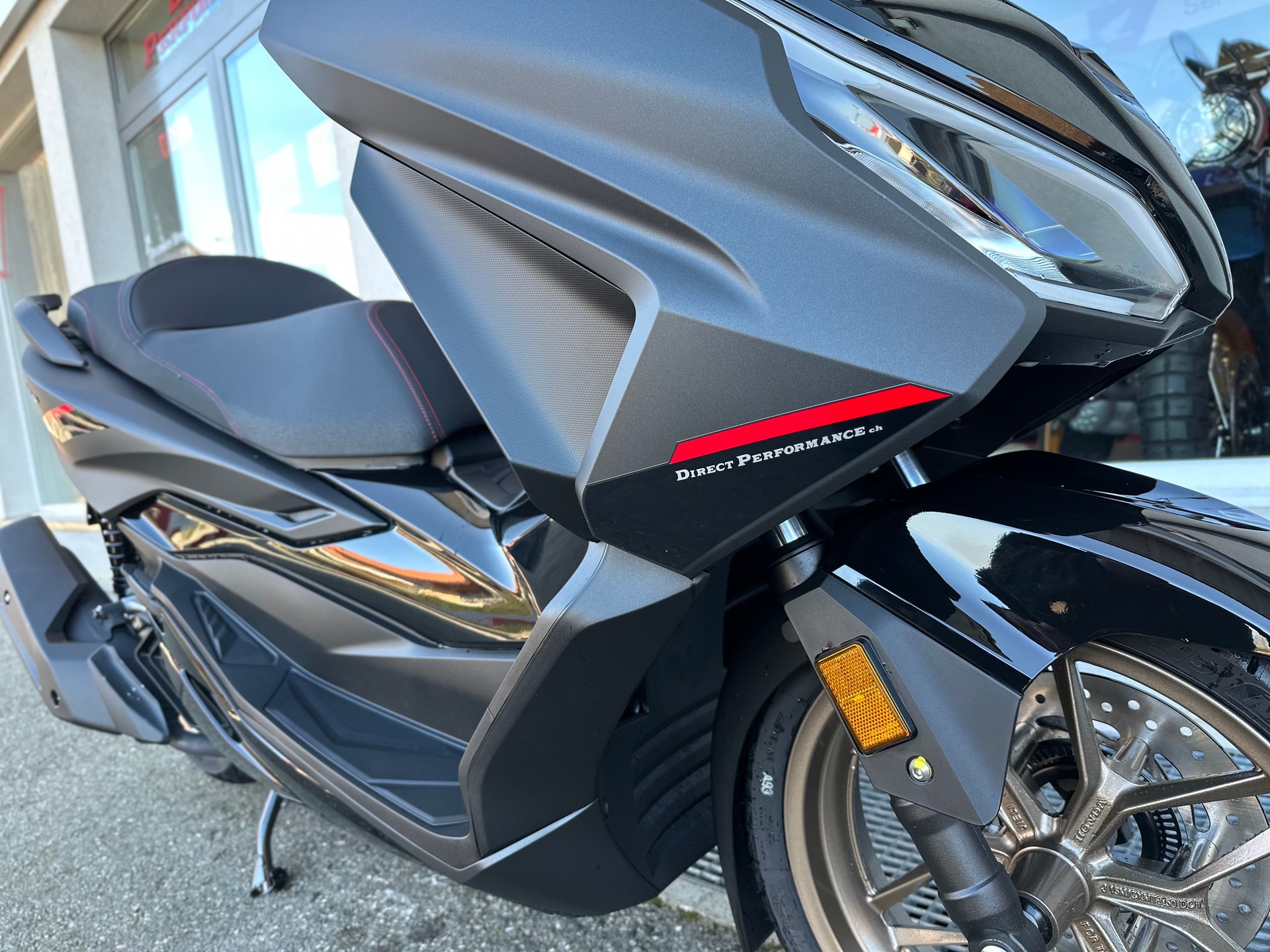 HONDA Forza 125 Smart TopBox-image-5