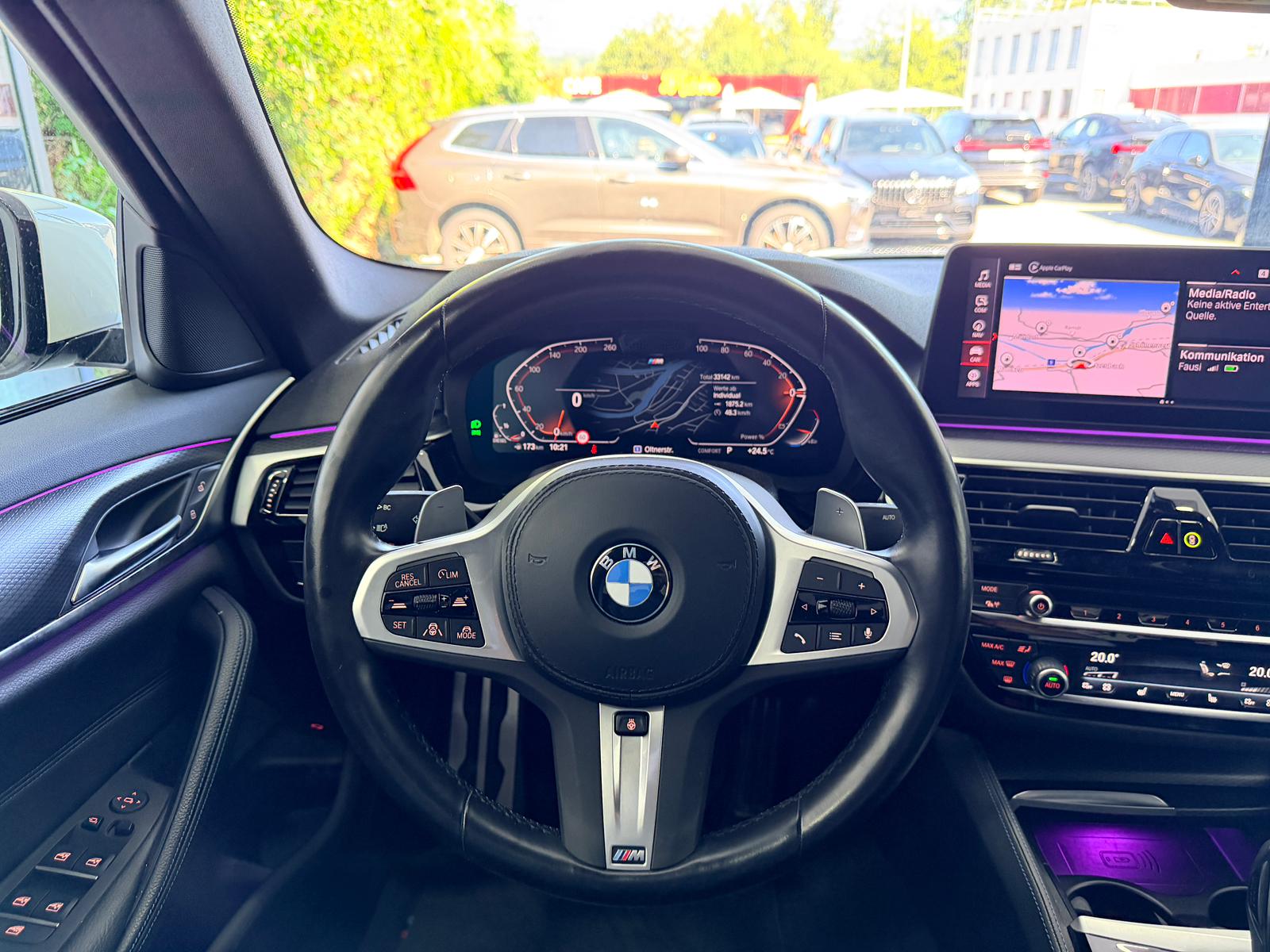 BMW 530d xDrive 48V M Sport Steptronic-image-9