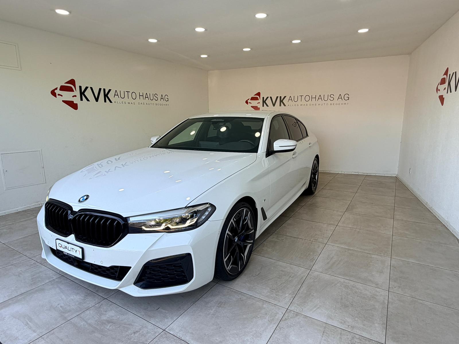 BMW 530d xDrive 48V M Sport Steptronic-showroom-element-1