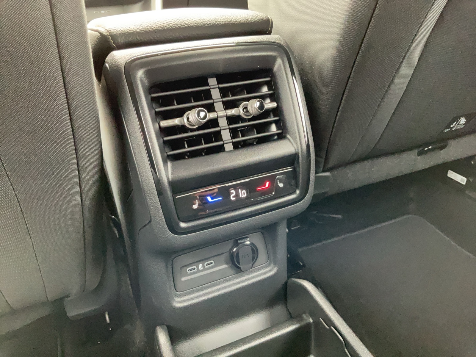 SKODA Kodiaq 2.0 TSI Dynamic 4x4-image-15