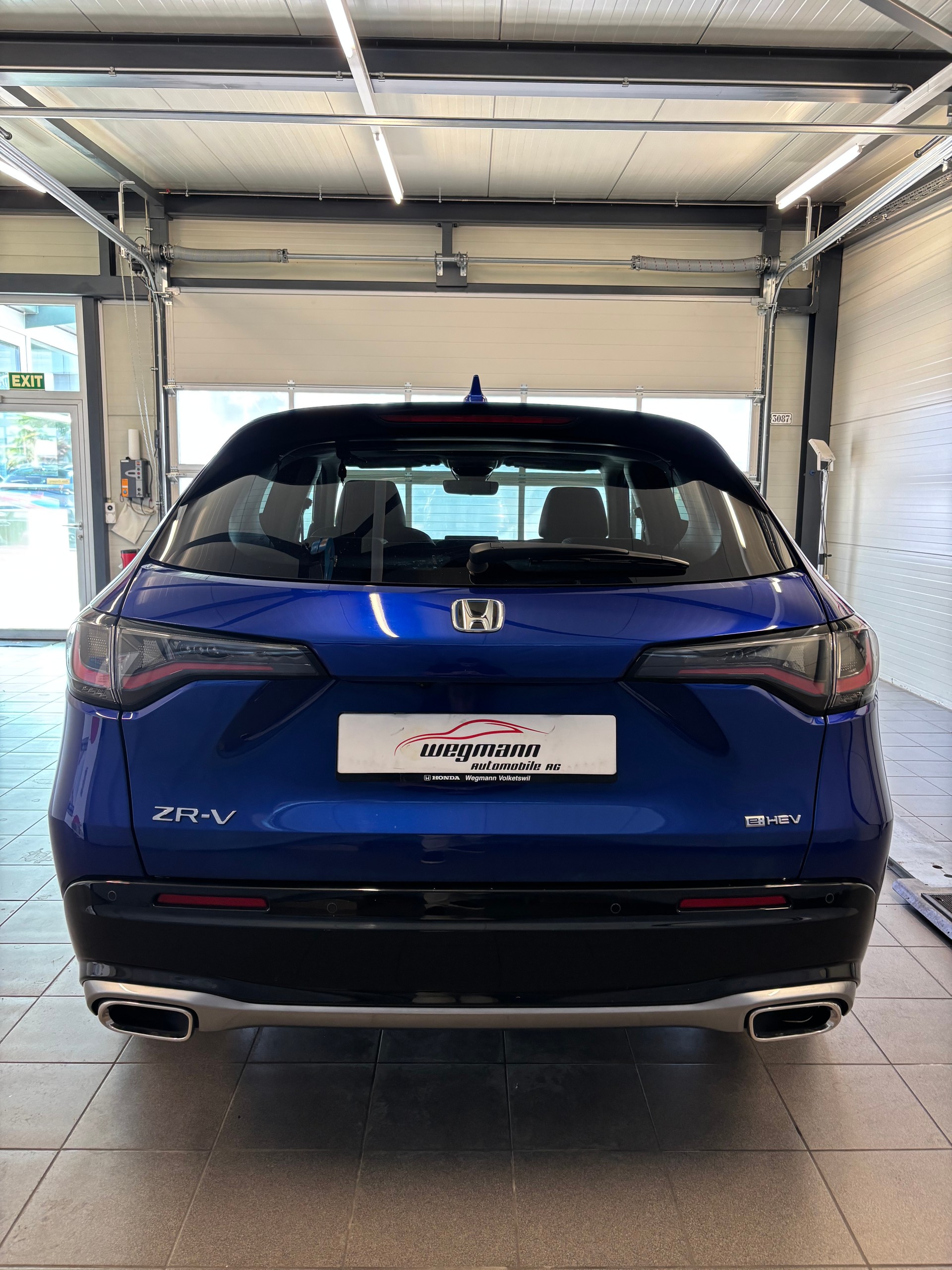 HONDA ZR-V 2.0i MMD Hybrid Advance Automatic-image-4