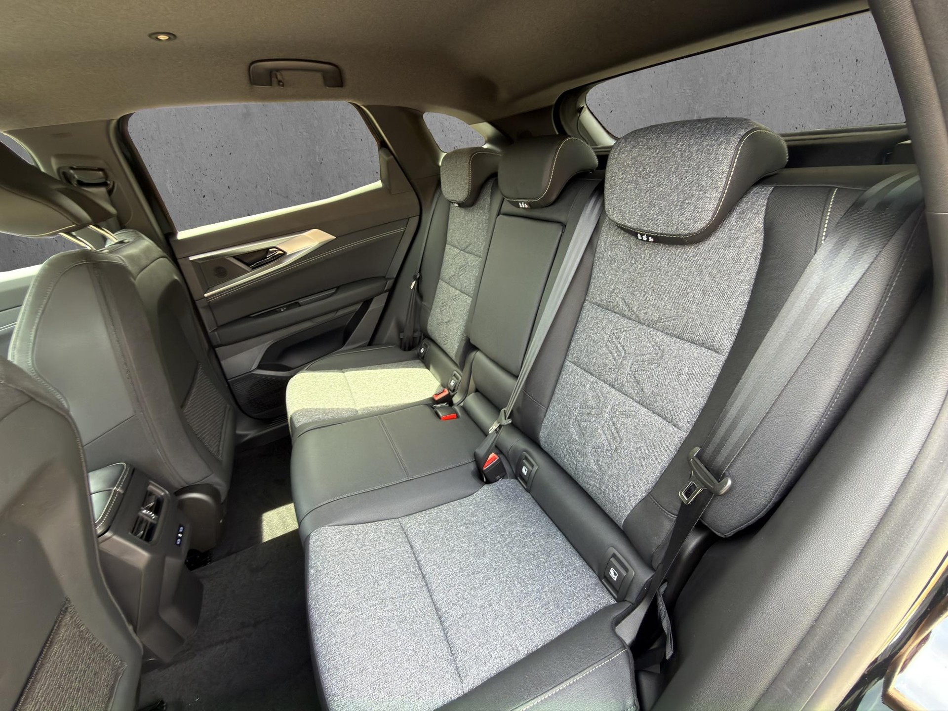 RENAULT Austral 1.2 E-Tech techno-image-10