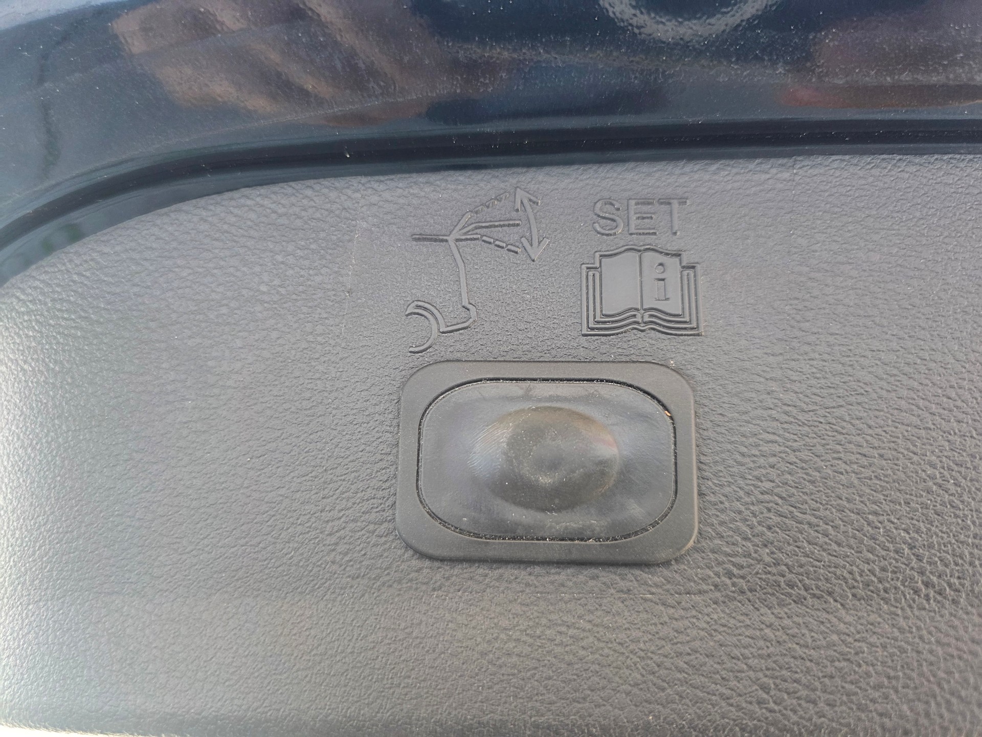 FORD Kuga 2.0 TDCi Titanium 4WD PowerShift-image-13