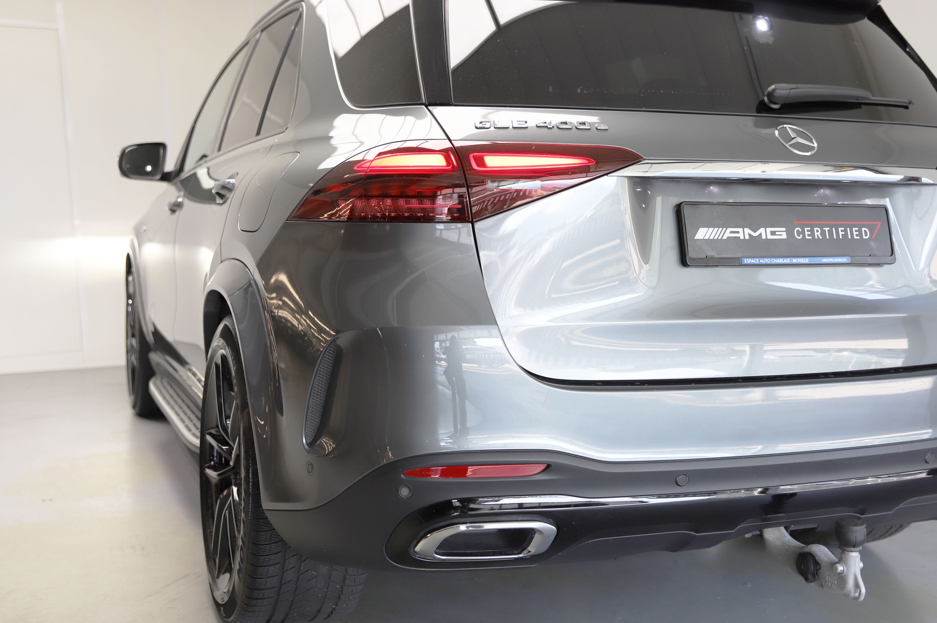 MERCEDES-BENZ GLE 400 e EQ Star 4Matic-showroom-element-3