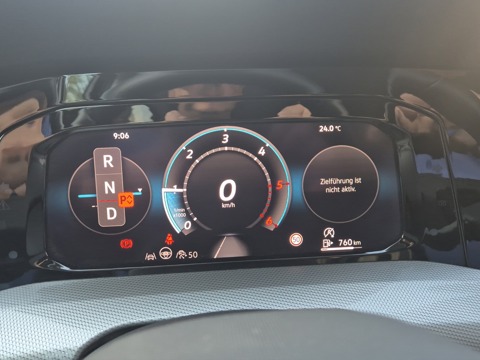VW Golf Variant 2.0 TDI Style DSG-image-11