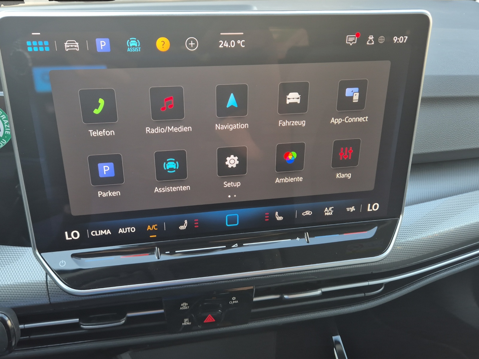 VW Golf Variant 2.0 TDI Style DSG-image-14