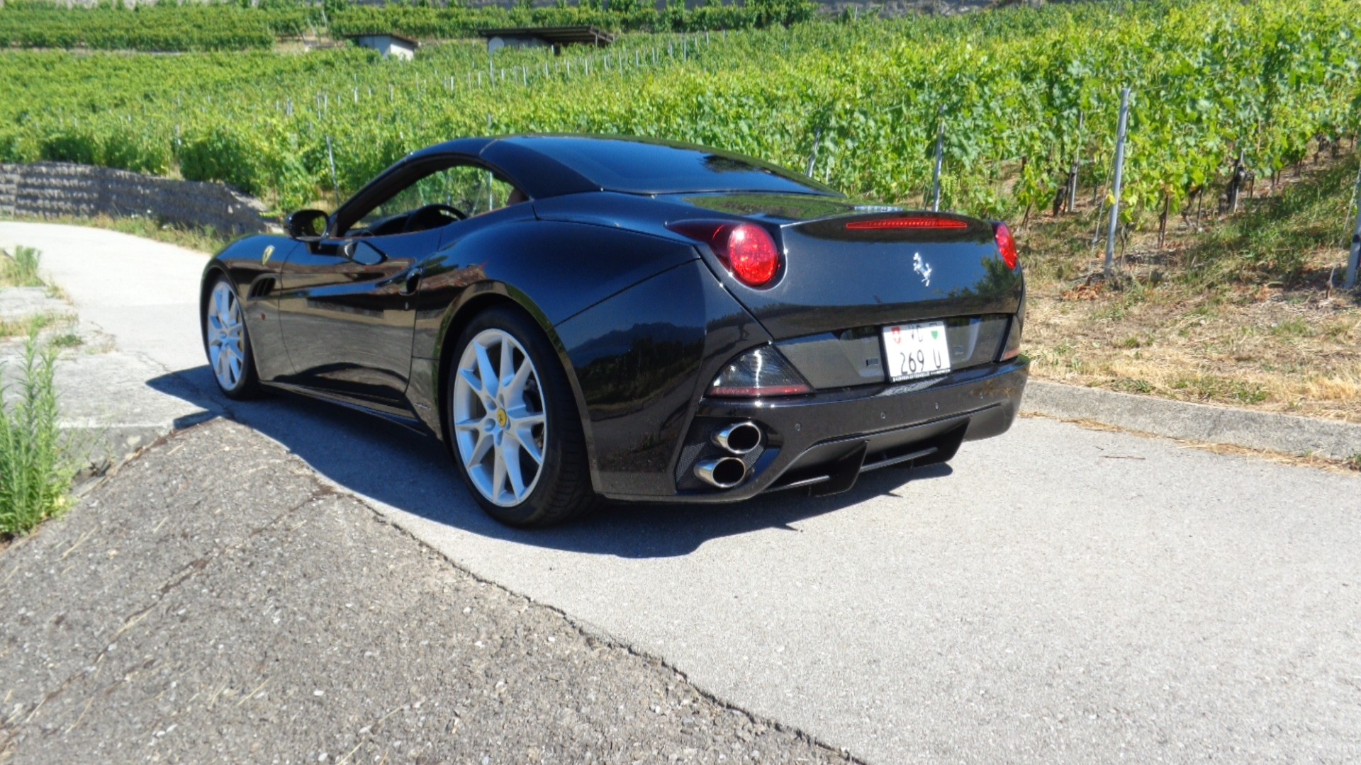 FERRARI California 4.3 V8-image-6