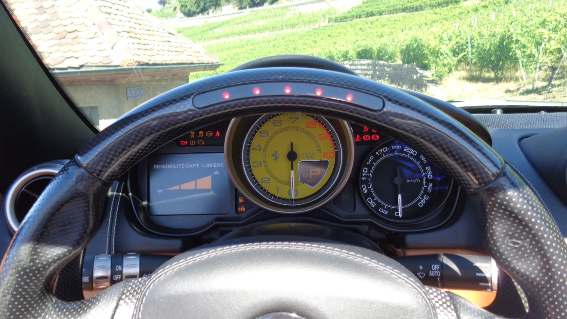 FERRARI California 4.3 V8-image-10