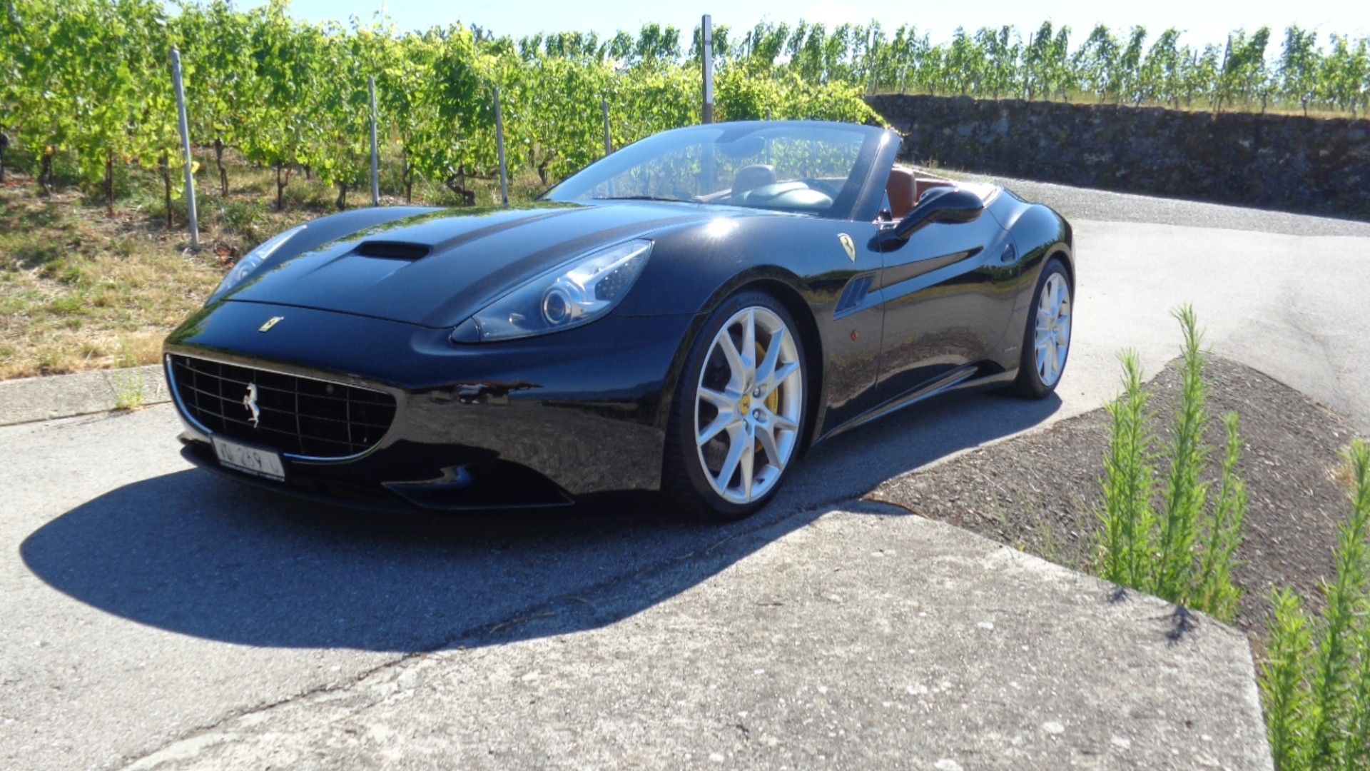 FERRARI California 4.3 V8-image-8