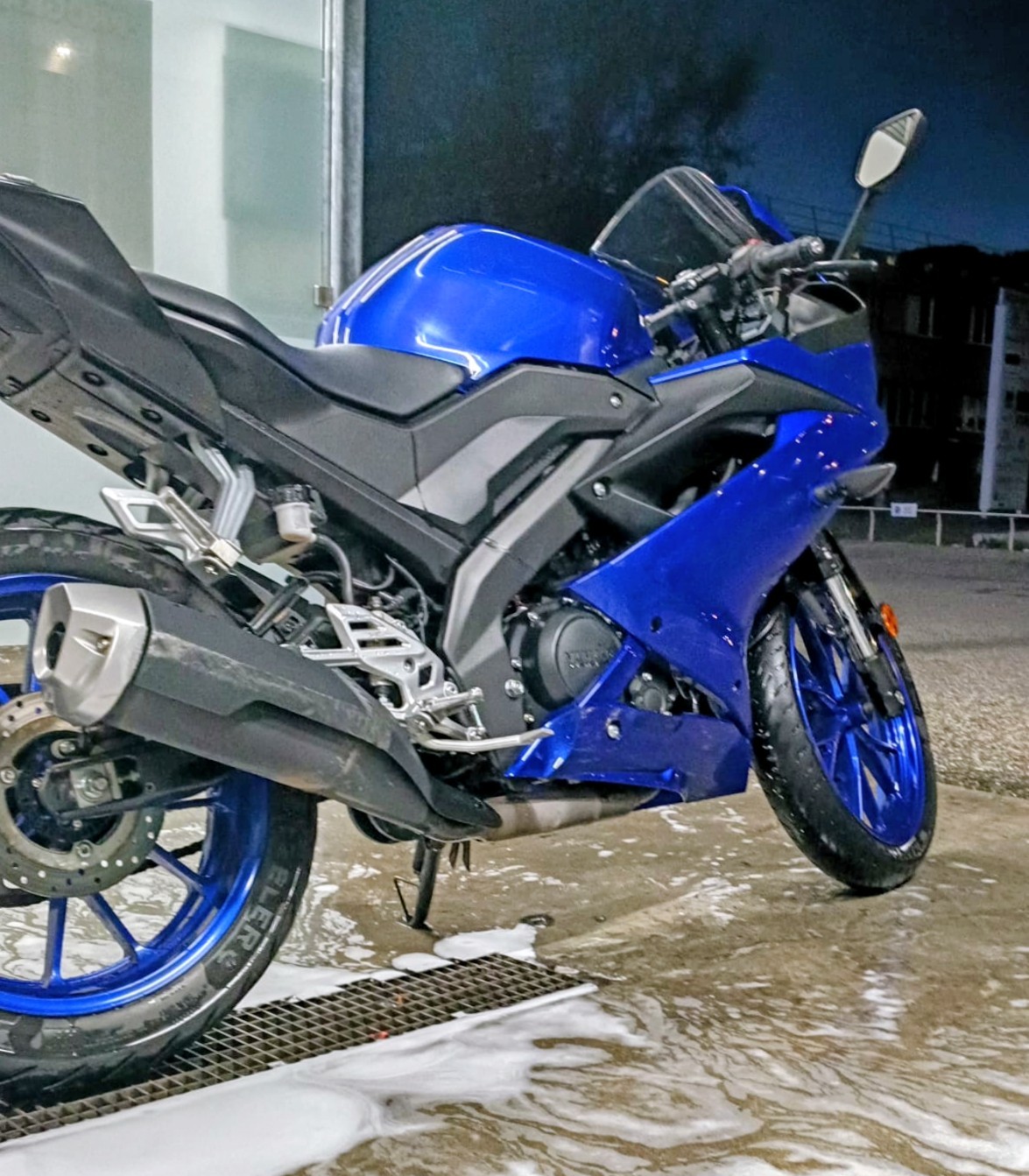YAMAHA R 125-image-2