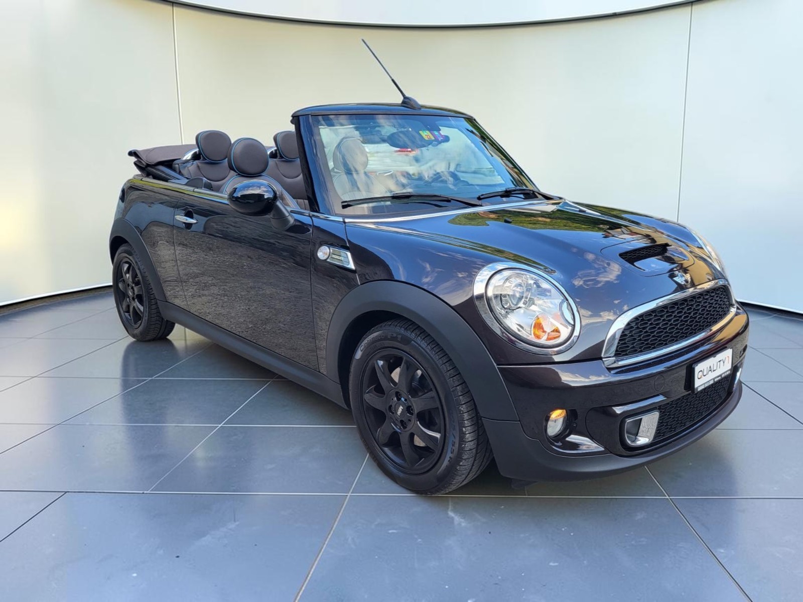 MINI Cooper S Cabriolet Steptronic-image-2