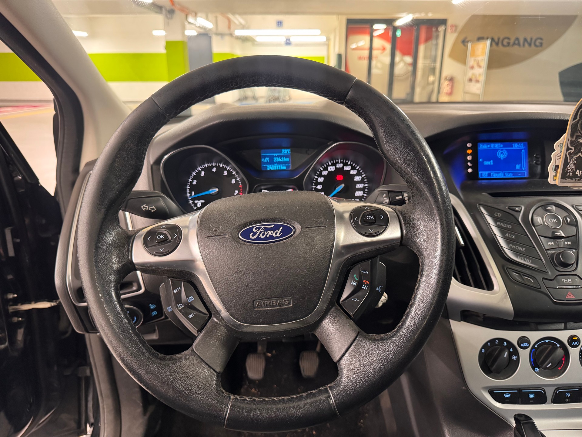 FORD Focus 1.6 SCTi Trend-image-12