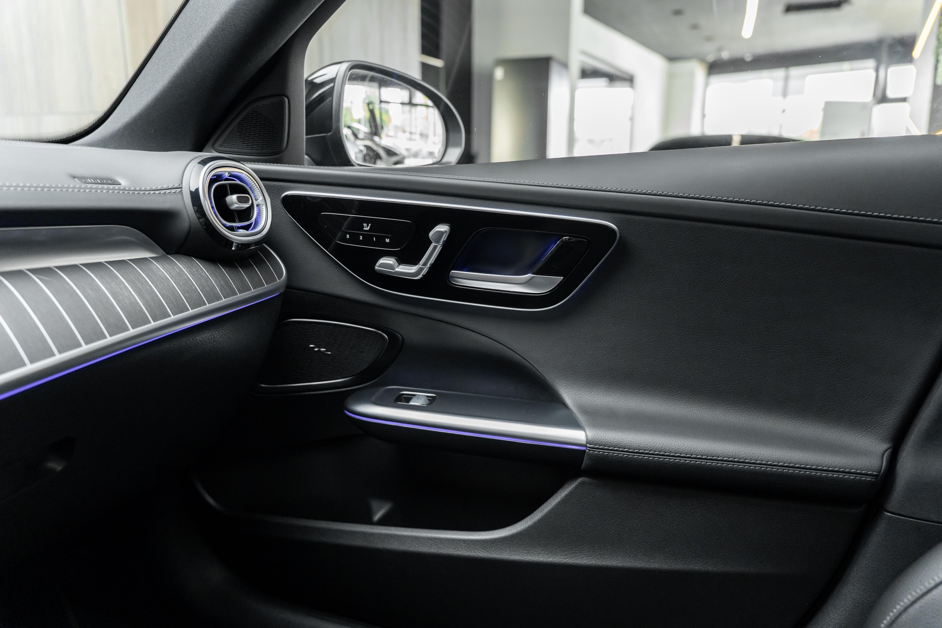 MERCEDES-BENZ C 300 T 4Matic AMG Line | Grau Magno | CH-Fz-image-17