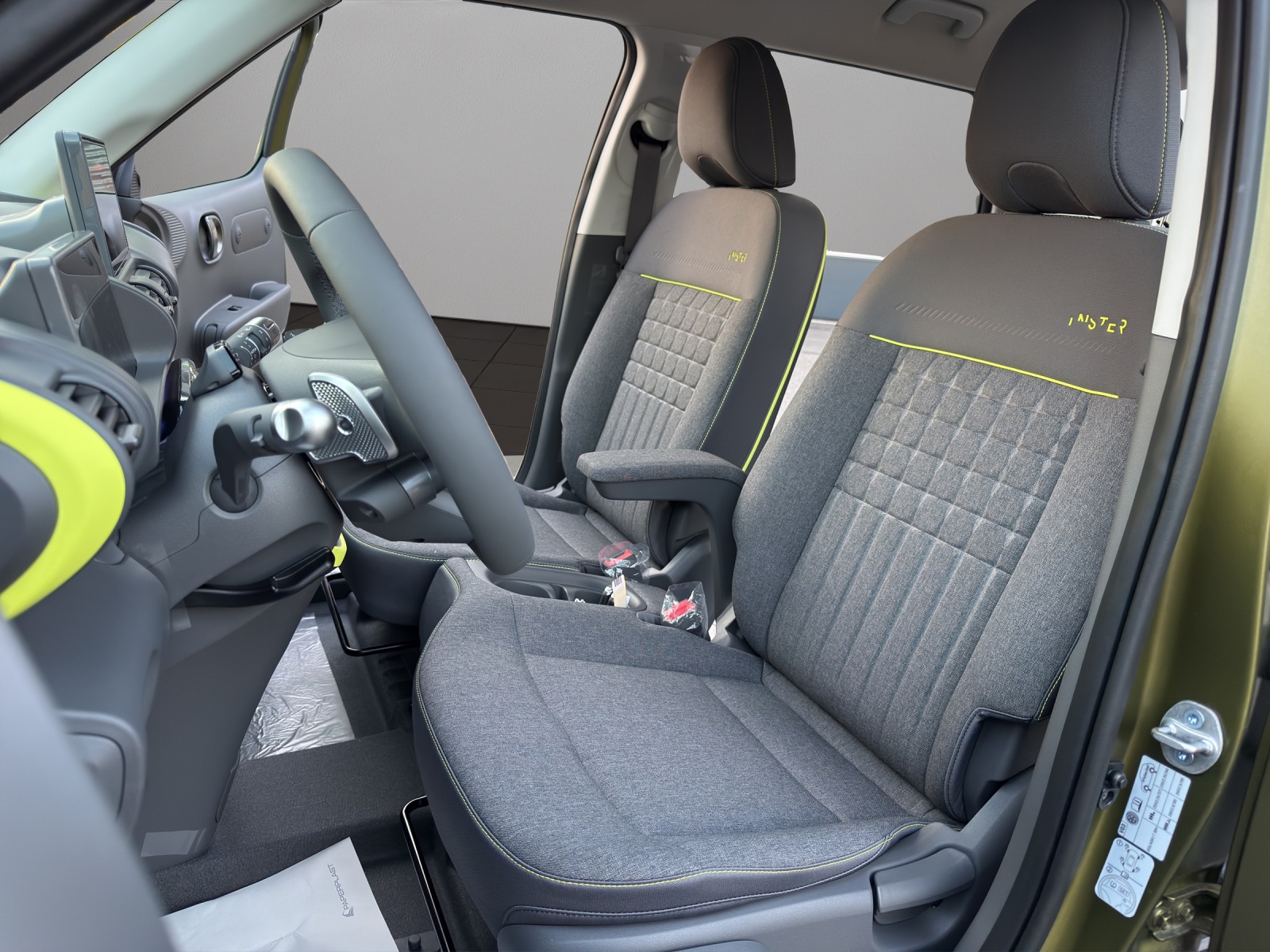 HYUNDAI Inster 49kWh Vertex Cross-image-8