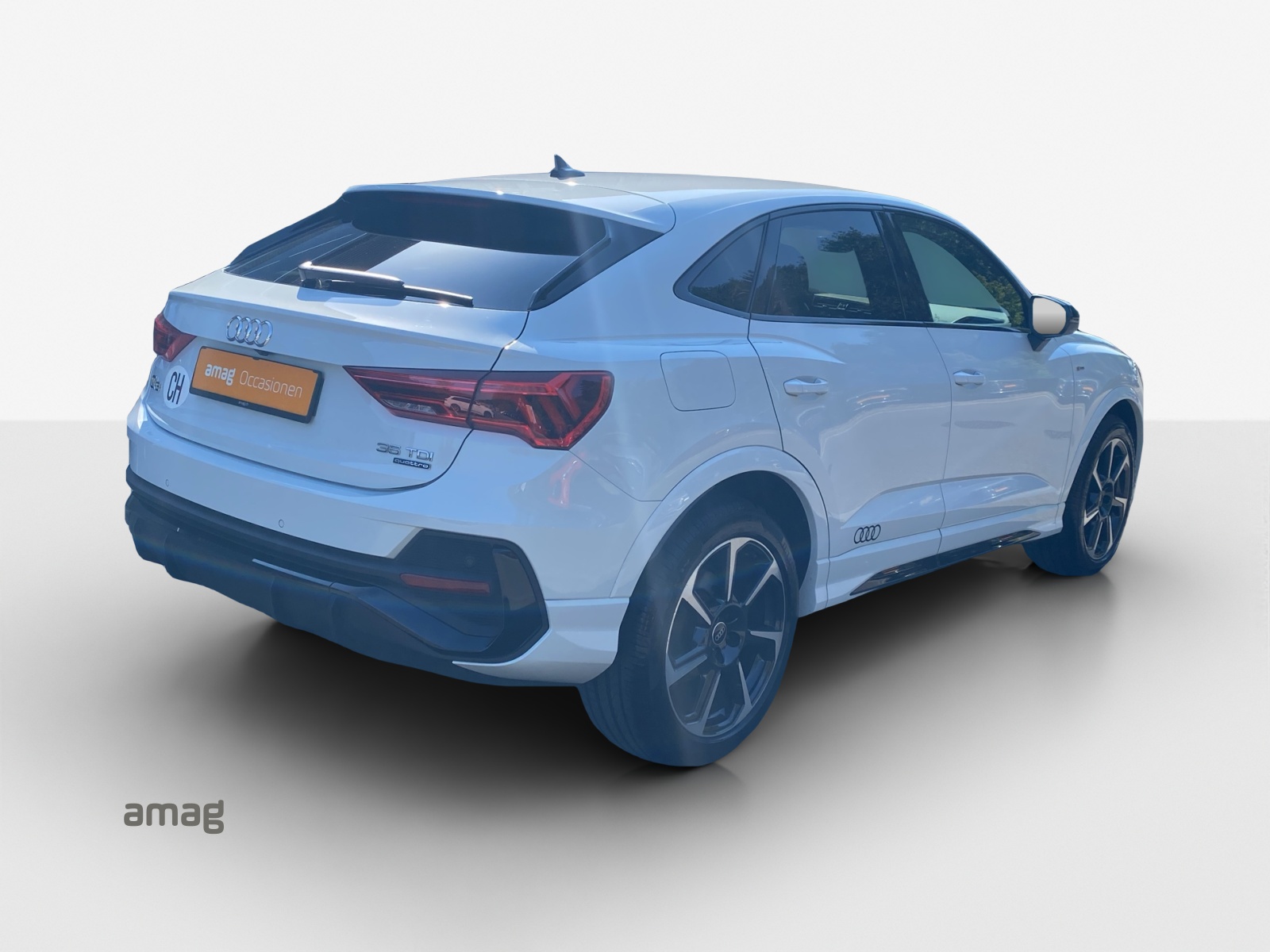 AUDI Q3 Sportback 35 TDI S line quattro S-tronic-showroom-element-3