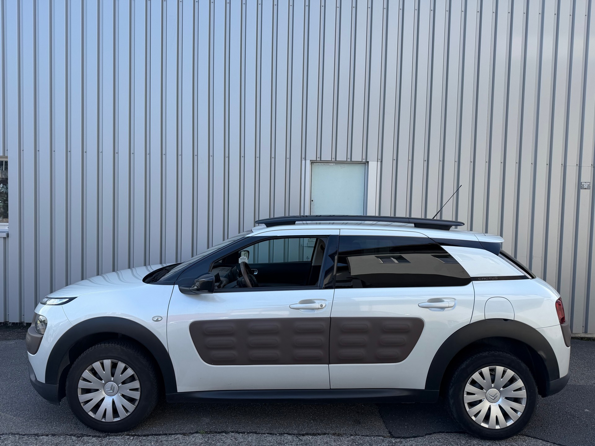 CITROEN C4 Cactus 1.2 e-VTi Shine Edition ETG-image-3