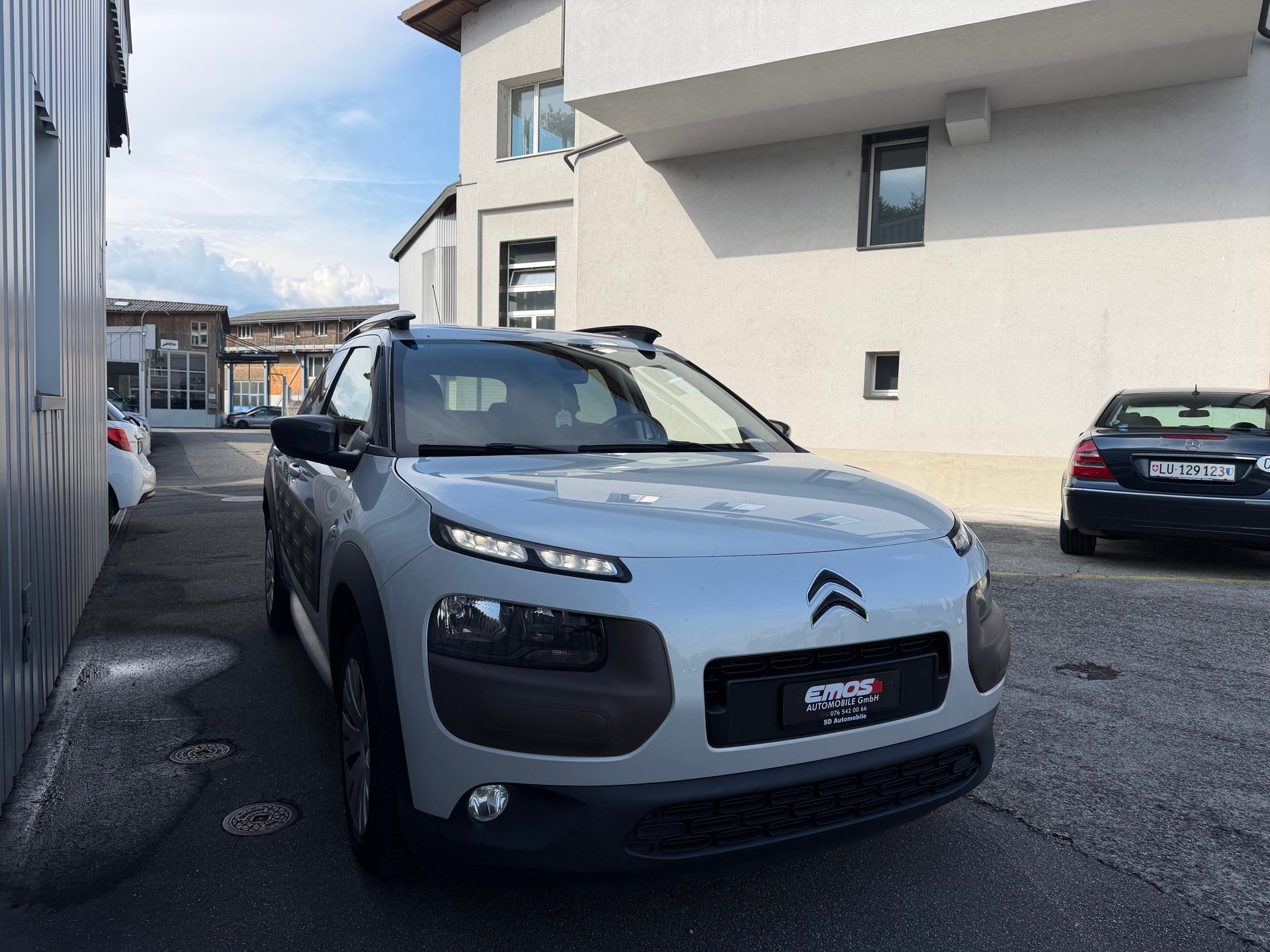 CITROEN C4 Cactus 1.2 e-VTi Shine Edition ETG-image-2