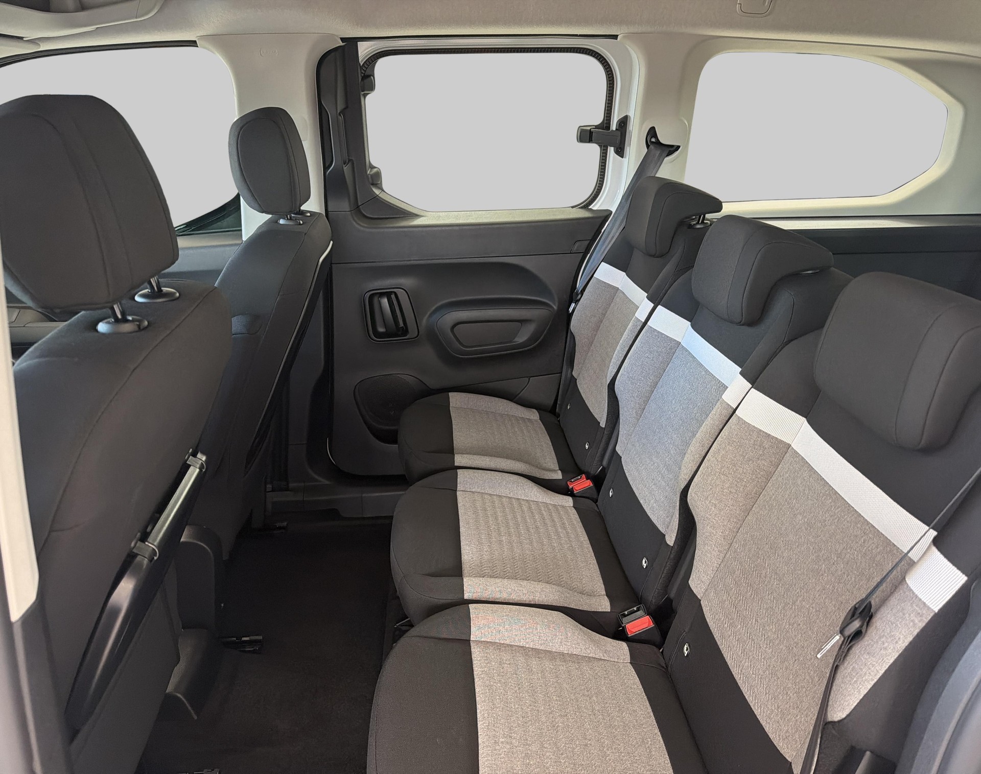 CITROEN Berlingo XL 1.5 BlueHDi 130 To-showroom-element-3