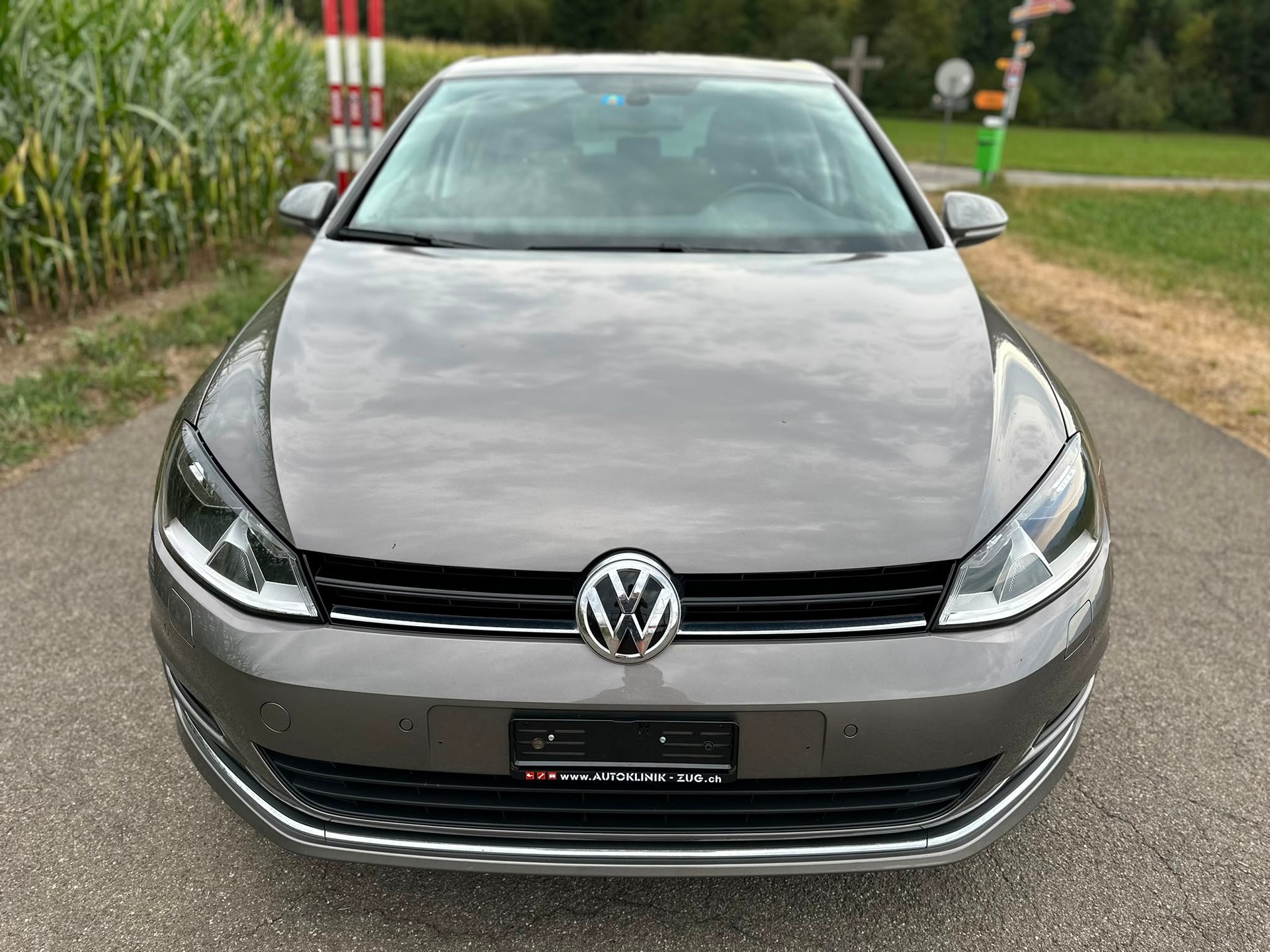 VW Golf 1.4 TSI Lounge-showroom-element-2