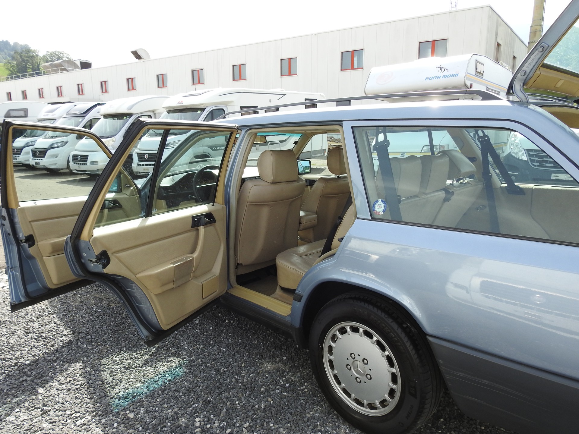 MERCEDES-BENZ 300 TE-image-14