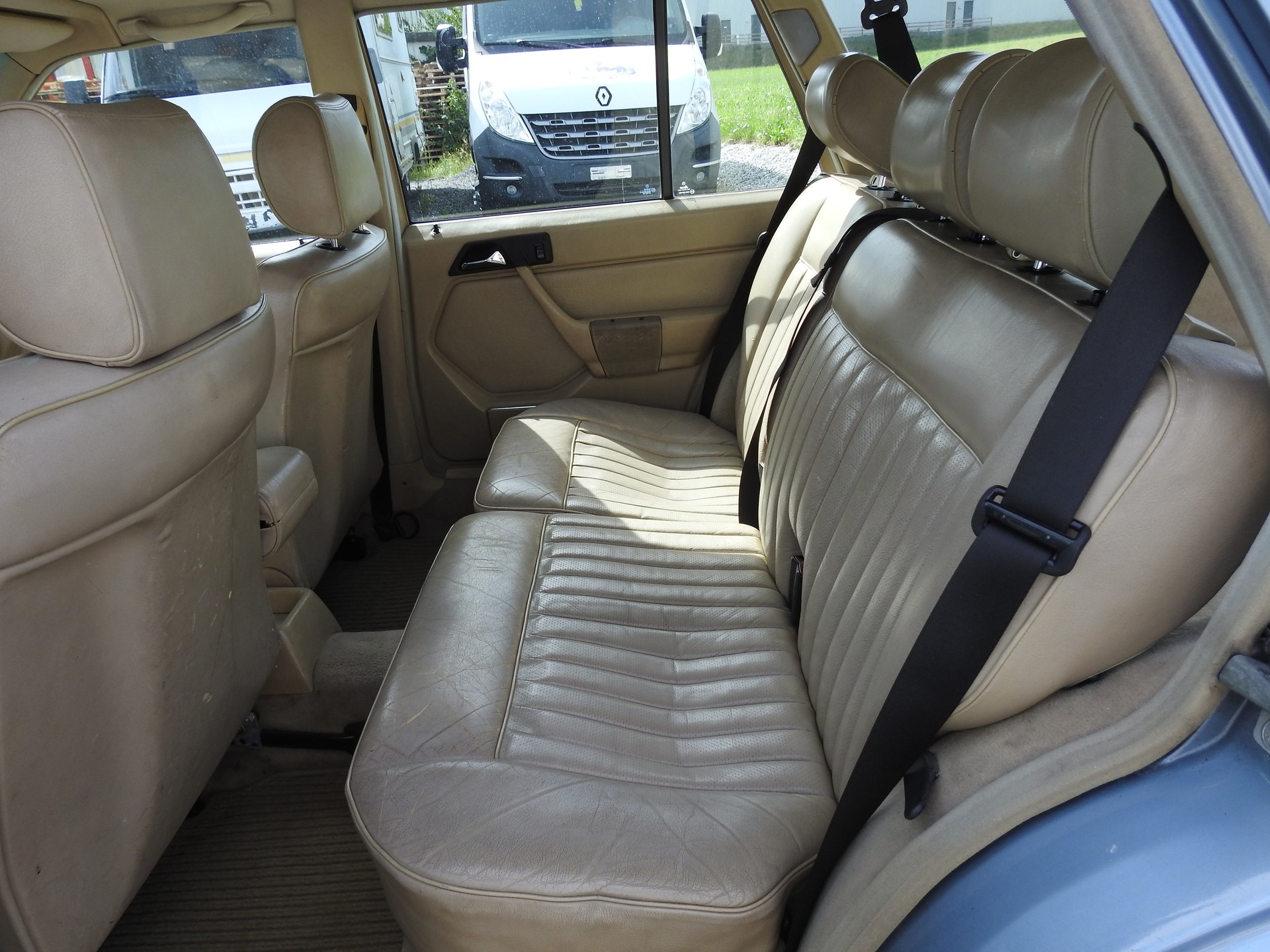MERCEDES-BENZ 300 TE-image-13