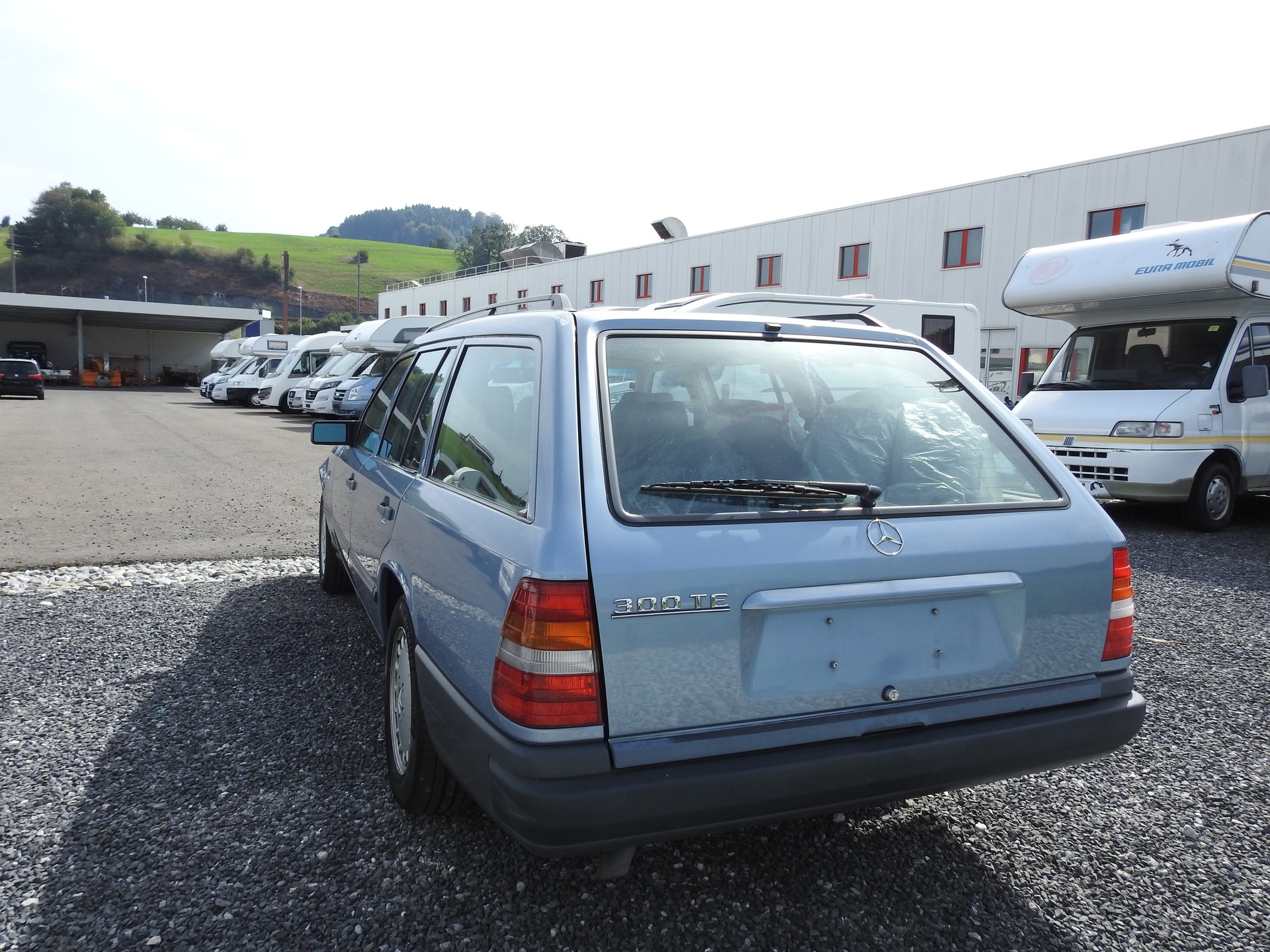MERCEDES-BENZ 300 TE-showroom-element-3