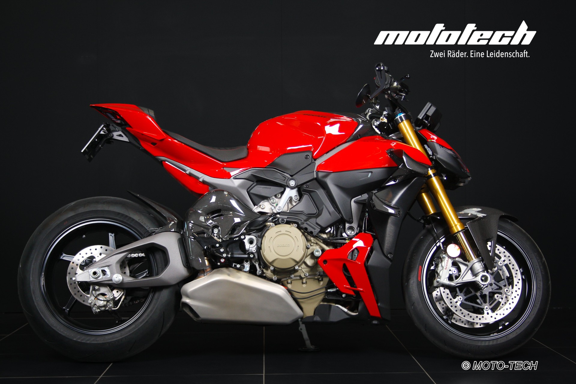 DUCATI Streetfighter V4 S-image-1