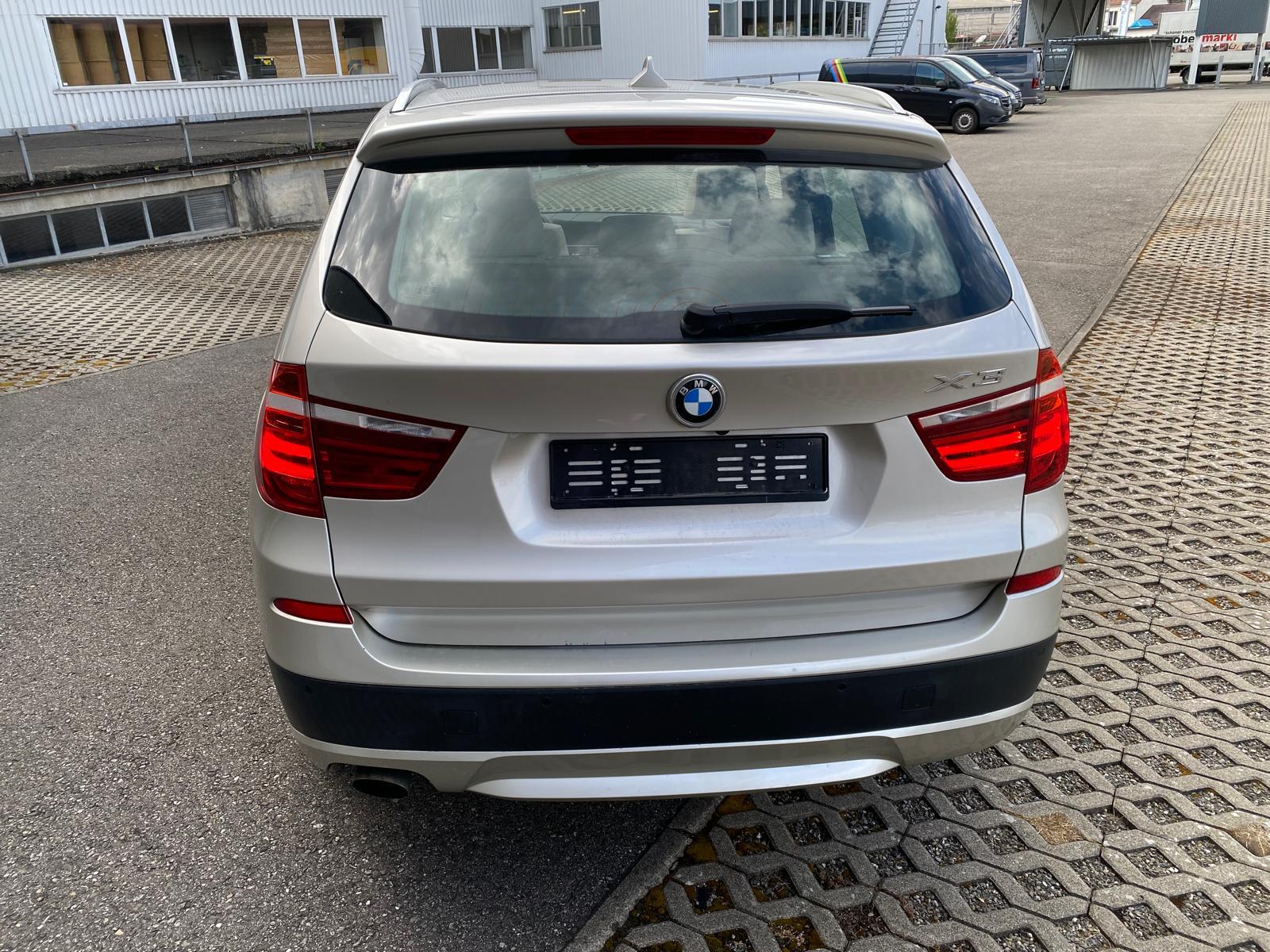 BMW X3 xDrive 20d Steptronic-image-5