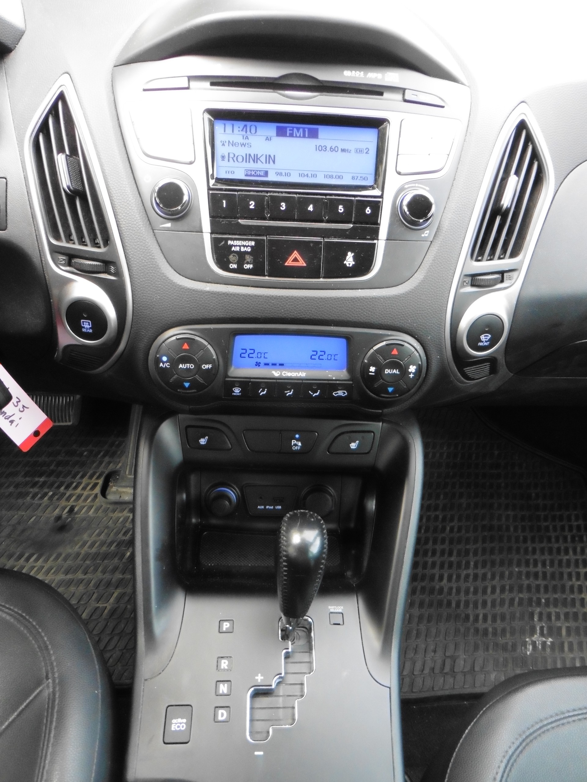 HYUNDAI iX 35 2.0 CRDi Style 4WD Automatic-image-13