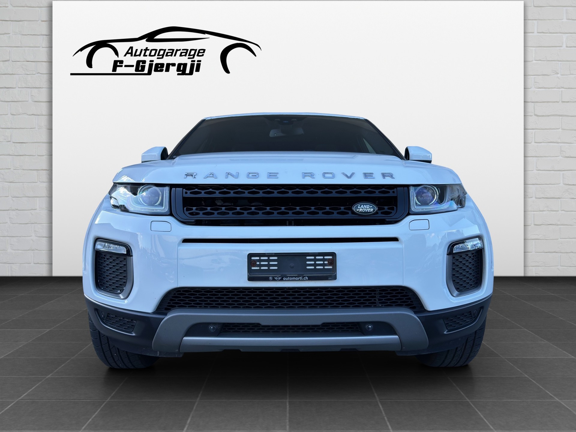 LAND ROVER Range Rover Evoque 2.0 TD4 HSE-showroom-element-2